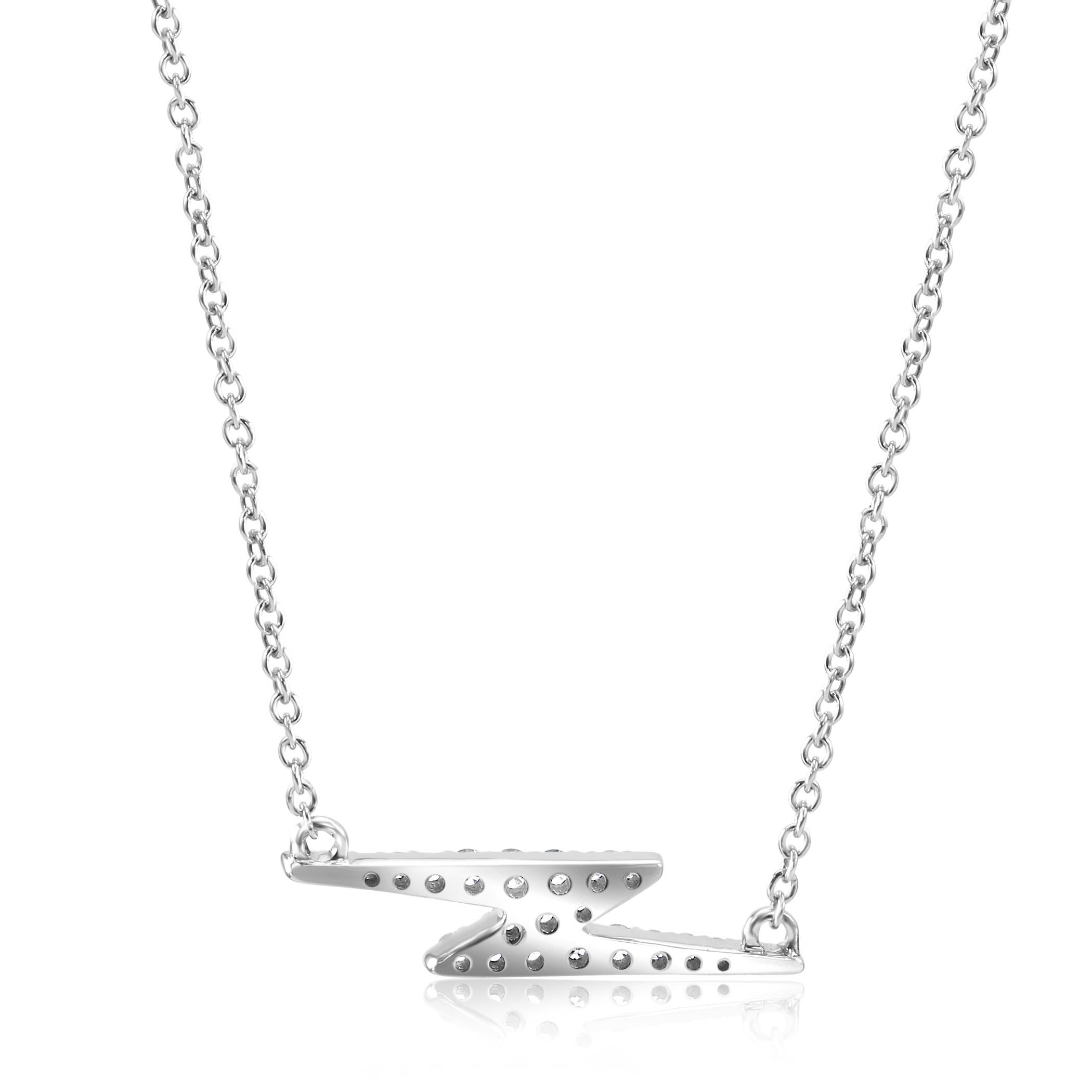 Round White Diamonds Fashion Drop Pendant 14 Karat White Gold Chain Necklace In New Condition In NEW YORK, NY