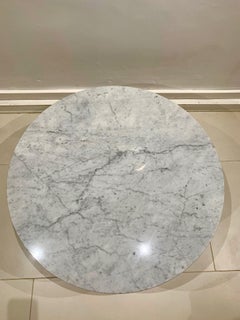 Round White Marble Coffee Table by Eero Saarinen for Knoll