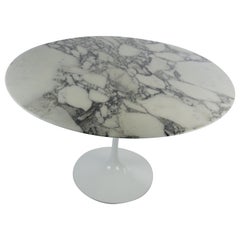 Table de salle à manger ronde en marbre blanc par Eero Saarinen pour Knoll