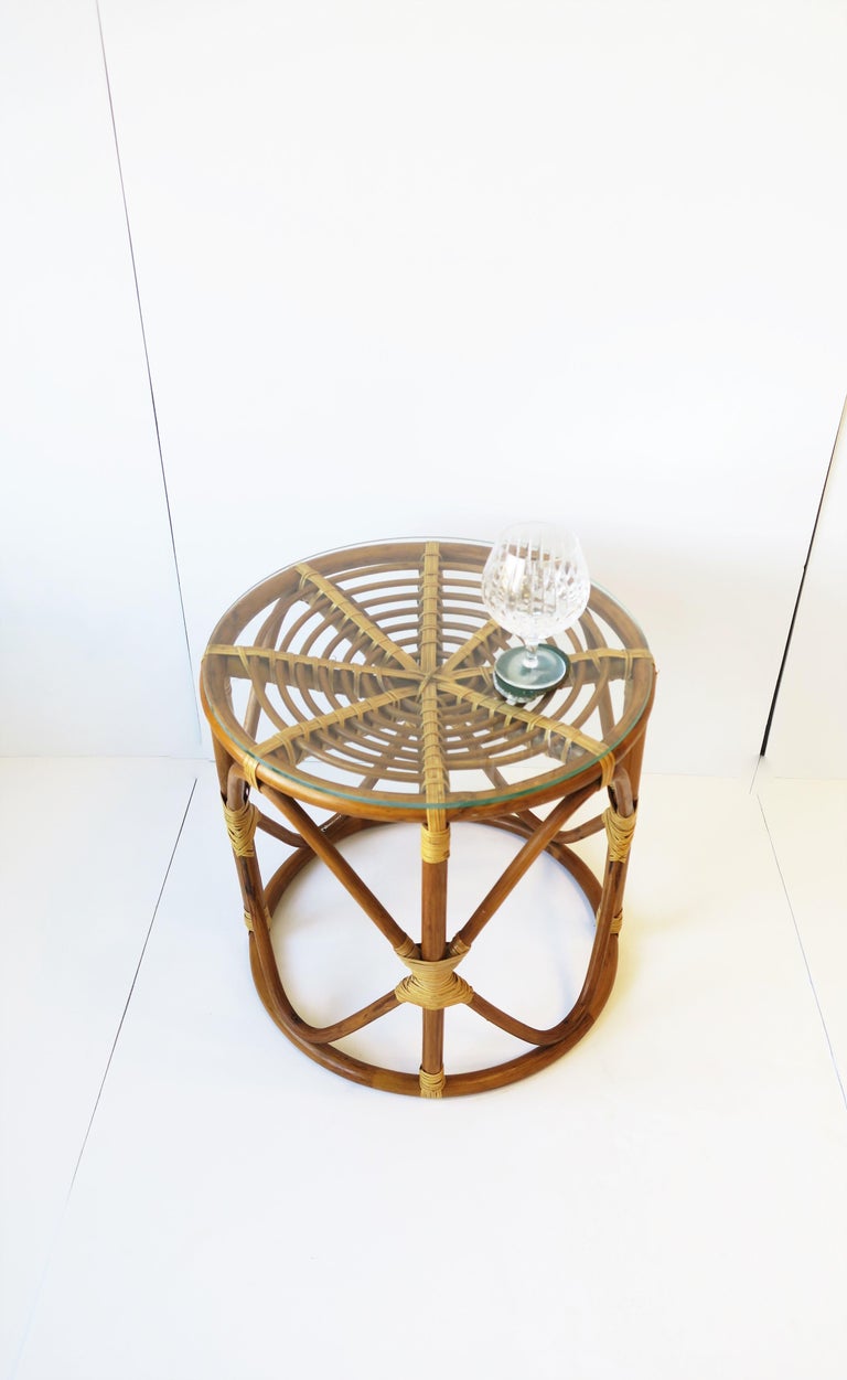 Round Wicker Rattan Bentwood Side Table with Glass Top For Sale at 1stdibs