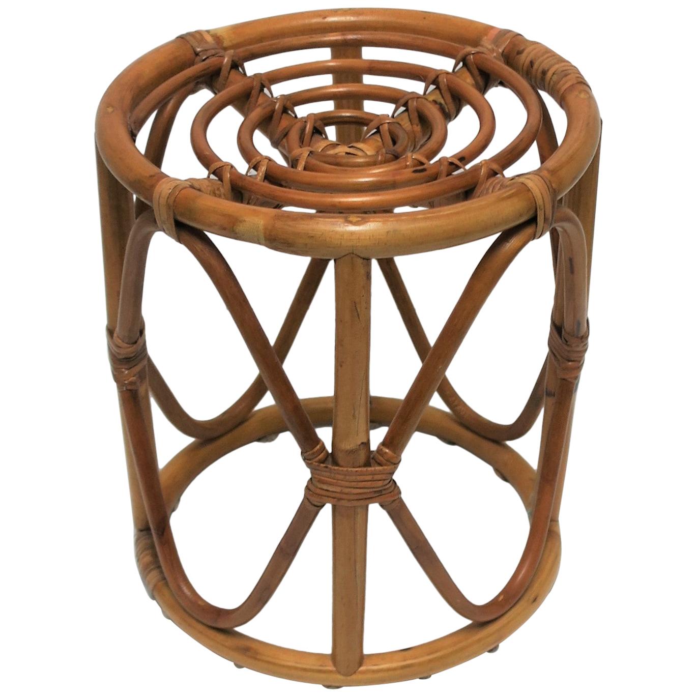 Wicker Rattan Bentwood Side Table with Glass Top In Good Condition In New York, NY