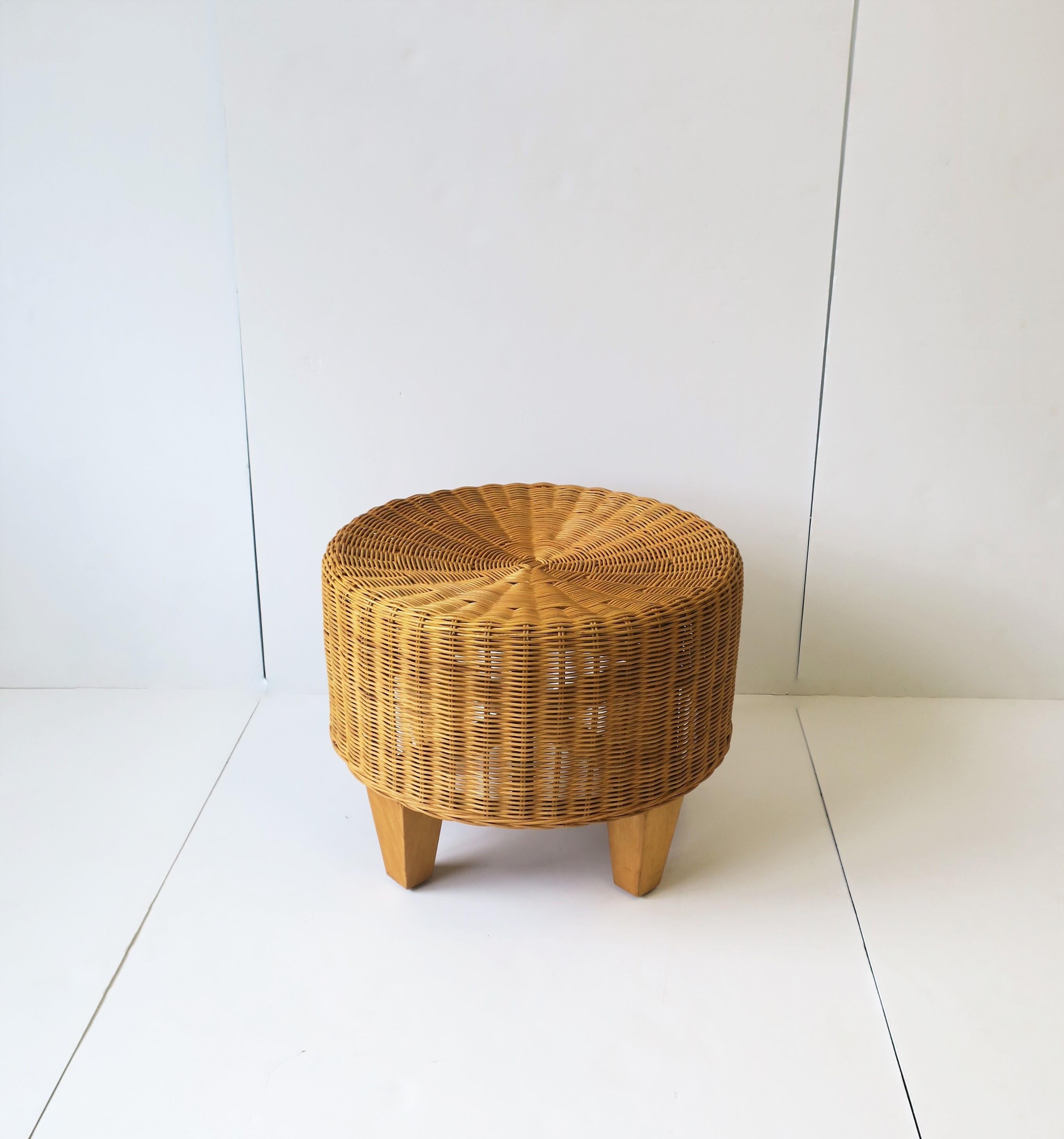 wicker round stool