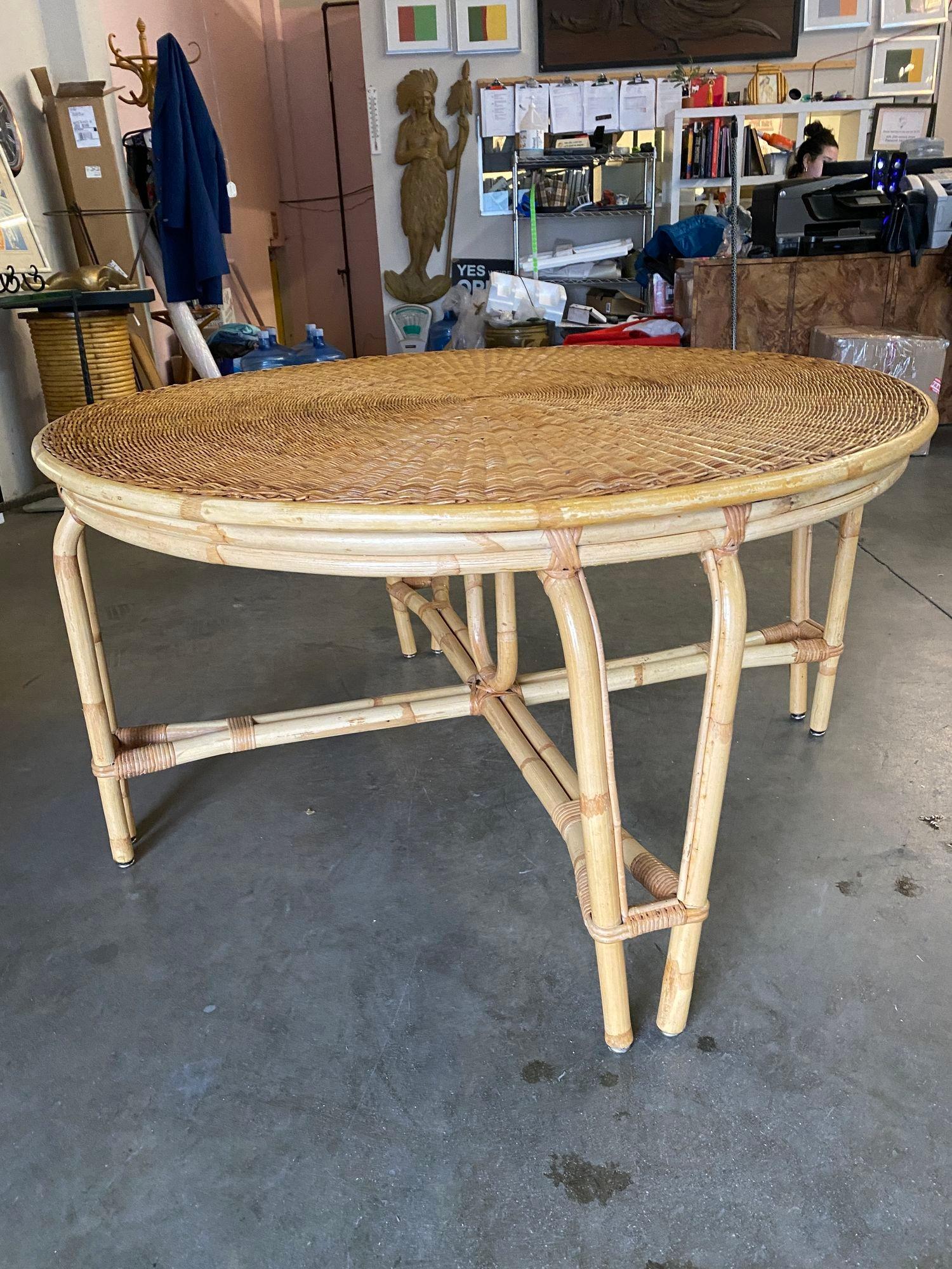 Round Wicker Top Rattan Table with Matching Stools Dining Set For Sale 5