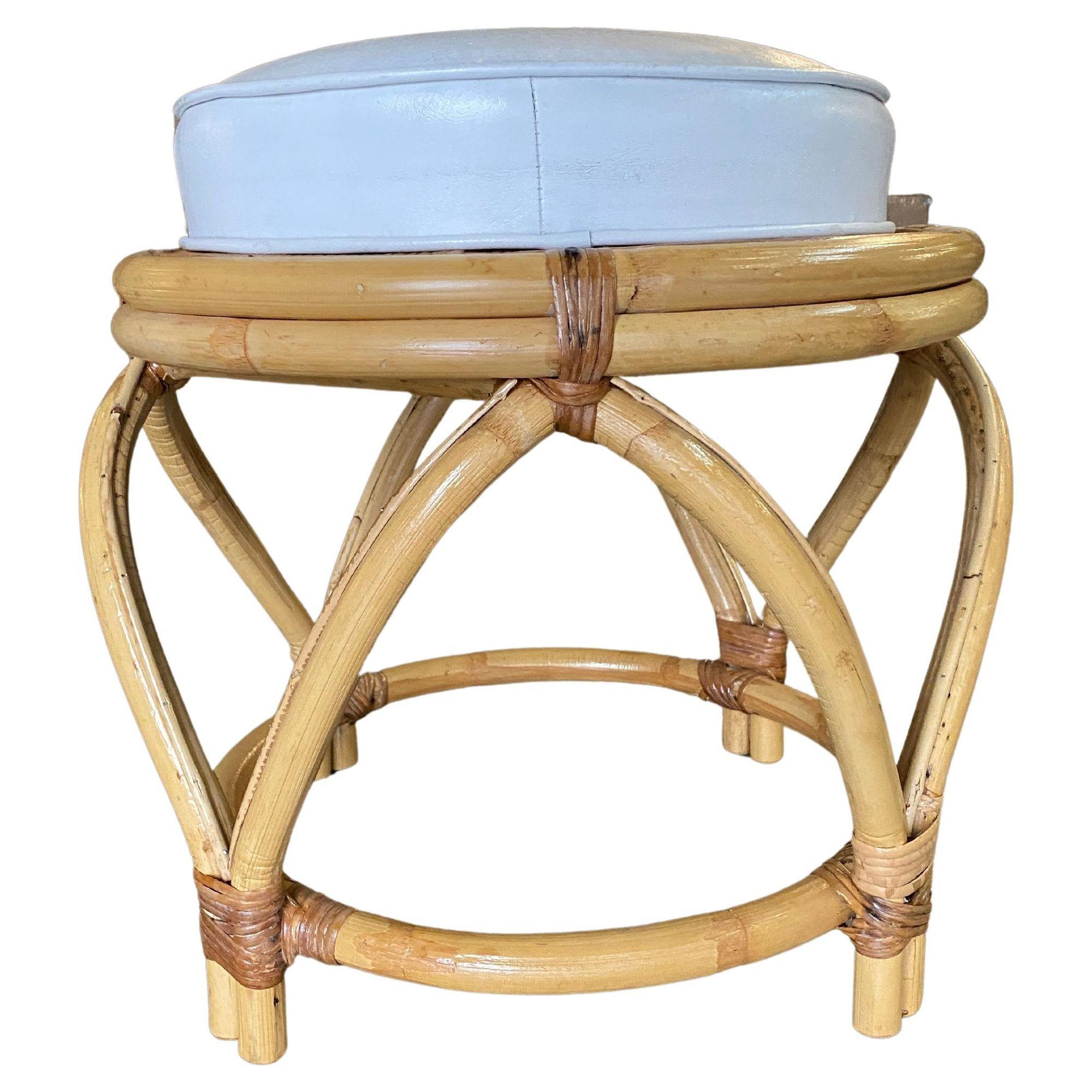 Round Wicker Top Rattan Table with Matching Stools Dining Set For Sale 8