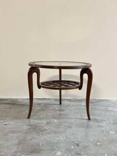 Round wood coffee table, 1950s, Italian-made, in the style of Paolo Buffa