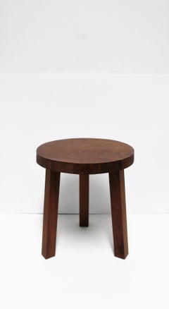 Tabouret ou table d'appoint en bois avec base tripode