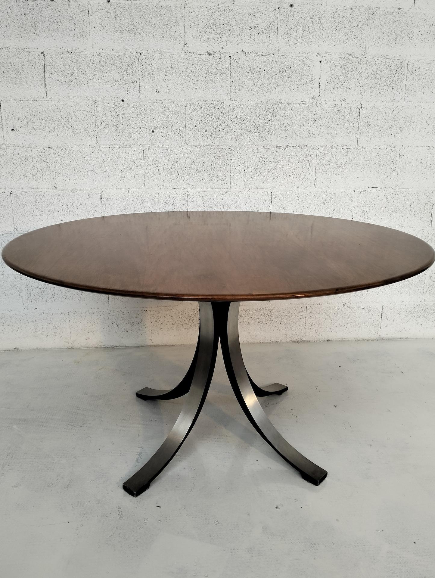 Mid-Century Modern Round  wooden and metal table T69 by Osvaldo Borsani and Eugenio Gerli for Tecno