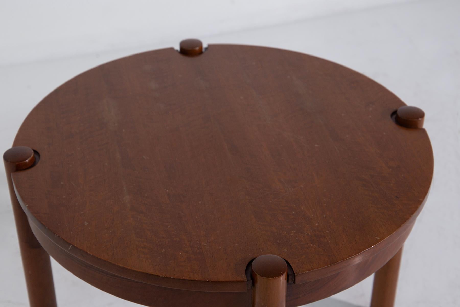 Italian Round Wooden Coffee Table by Osvaldo Borsani in vendita