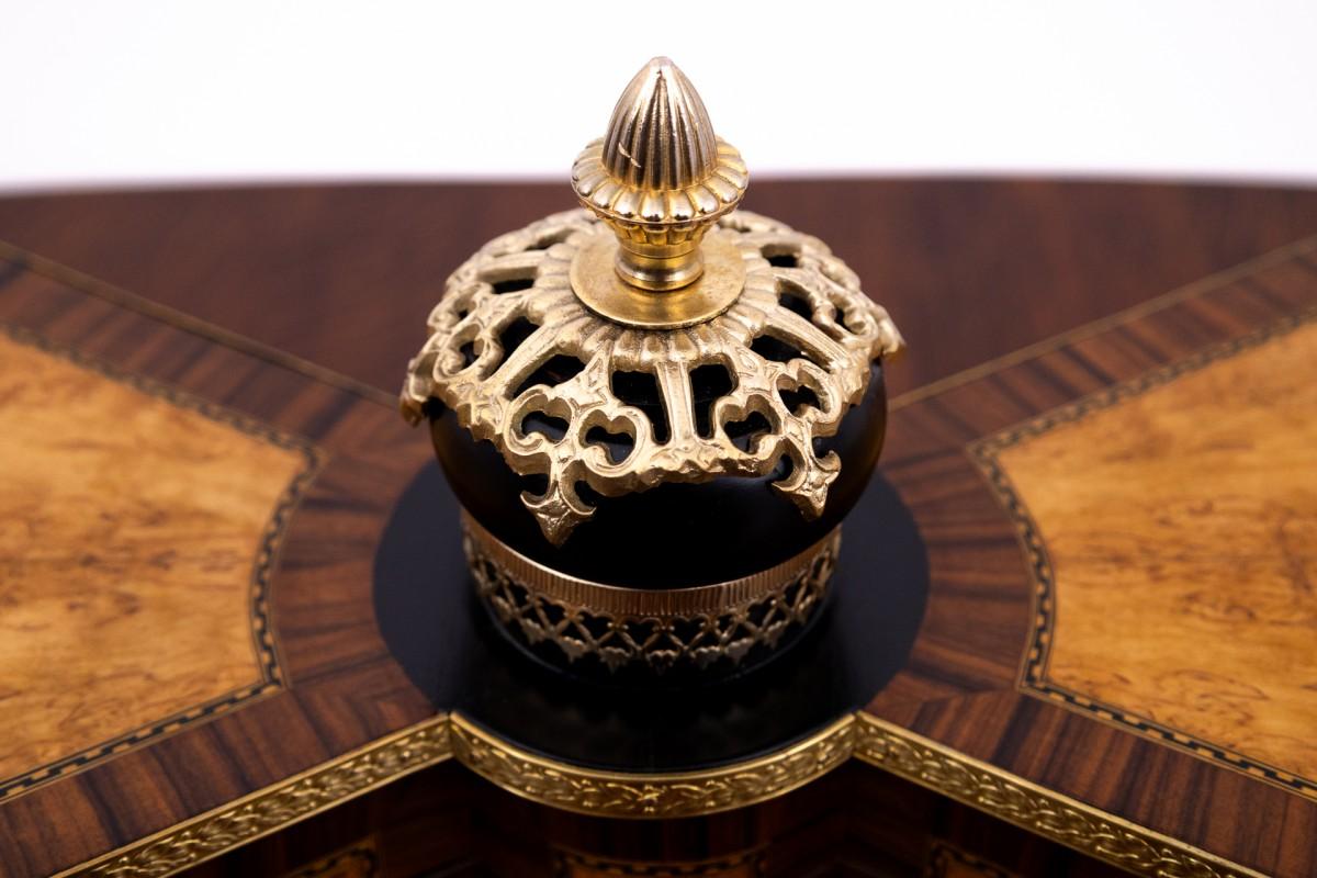 Round Wooden Jewelry Box Multicompartments 7