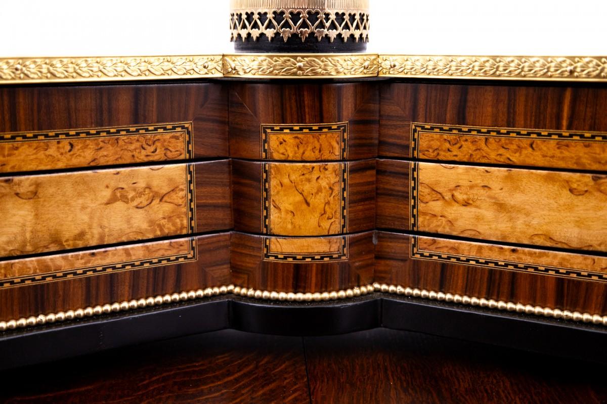 Round Wooden Jewelry Box Multicompartments 3