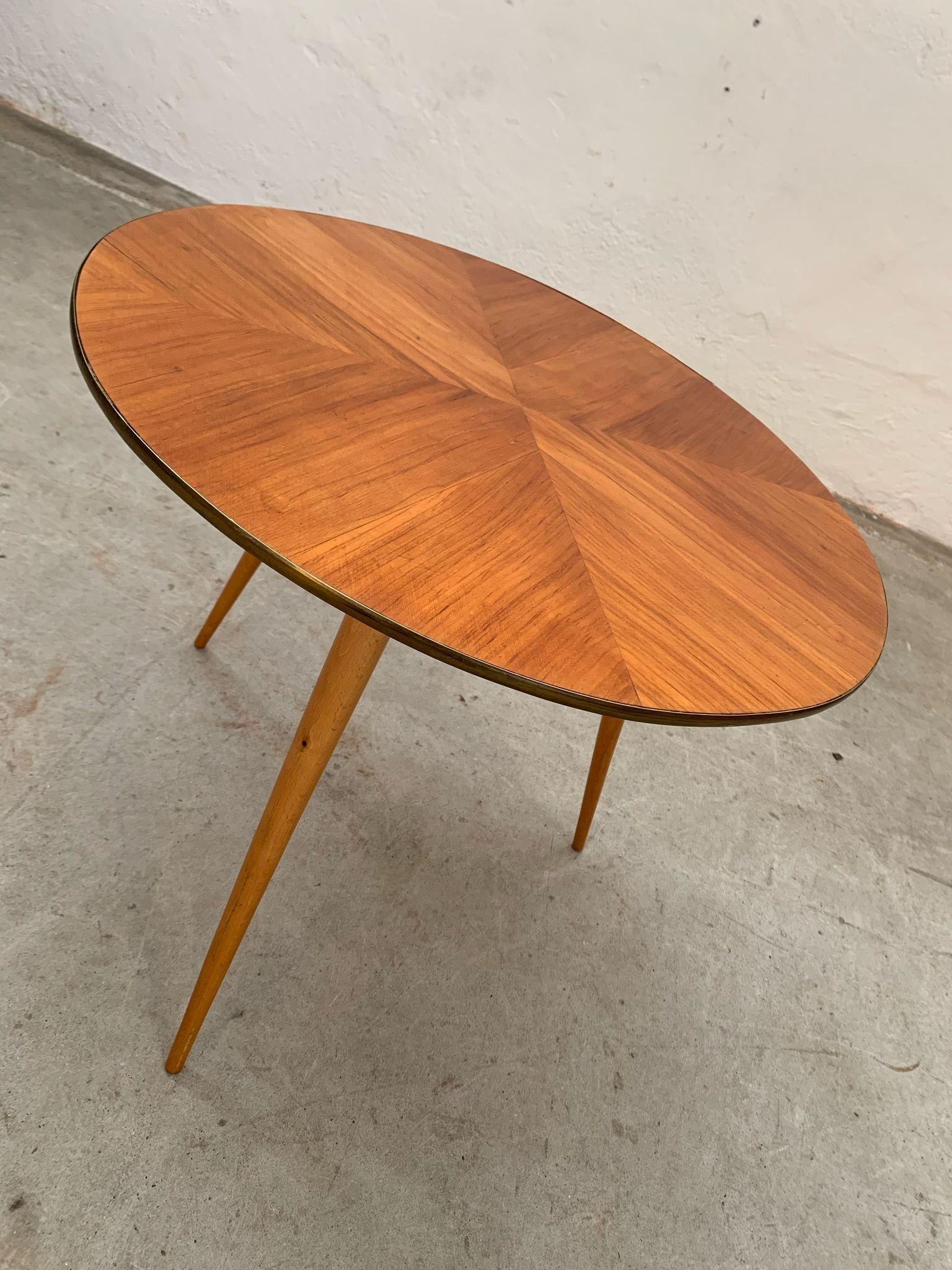 Italian Round wooden table with brass top edge and three legs, itlay, 1950s For Sale