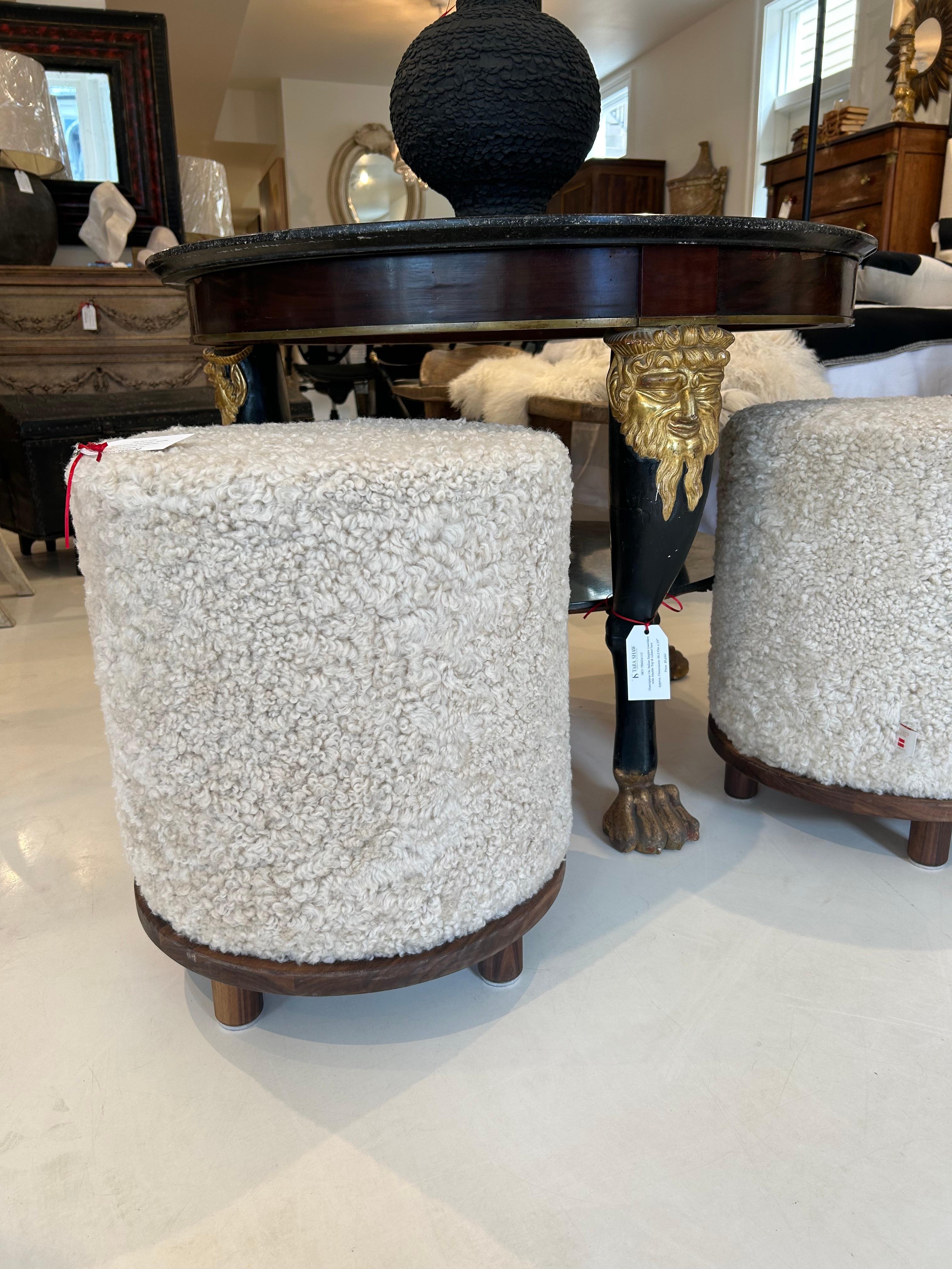 Round Wool Stool  In New Condition For Sale In New Orleans, LA