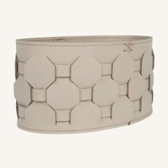 Cestino rotondo in pelle rigenerata intrecciata INANIS, design italiano, 28 x 18 x 14 h.