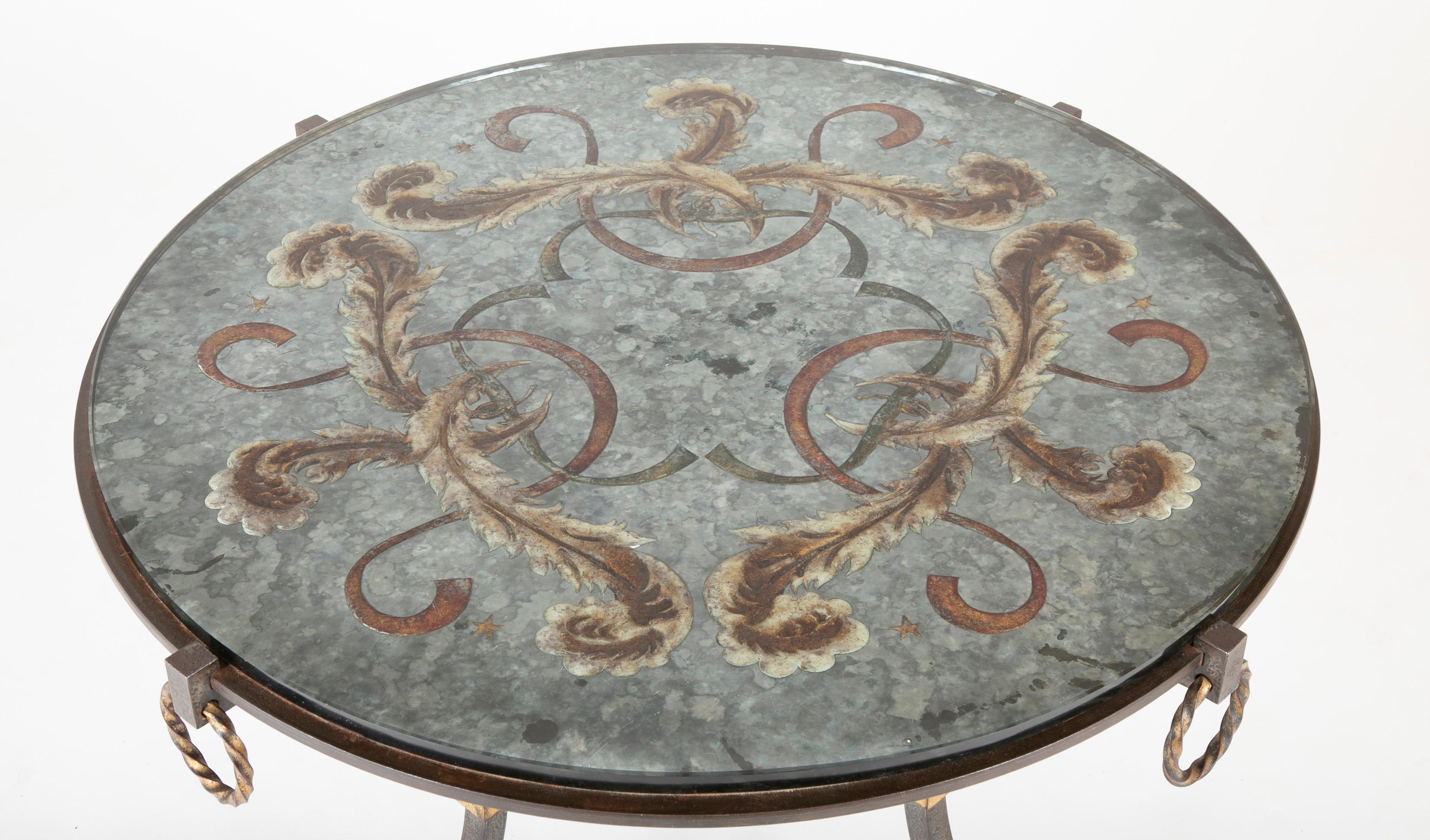 Round Wrought Iron and Églomisé Coffee Table Attributed to Maison Jansen In Good Condition For Sale In Stamford, CT