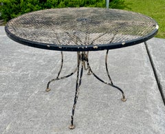Round Wrought Iron Table w/Umbrella Hole Mesh Top Salterini Woodard Type Outdoor