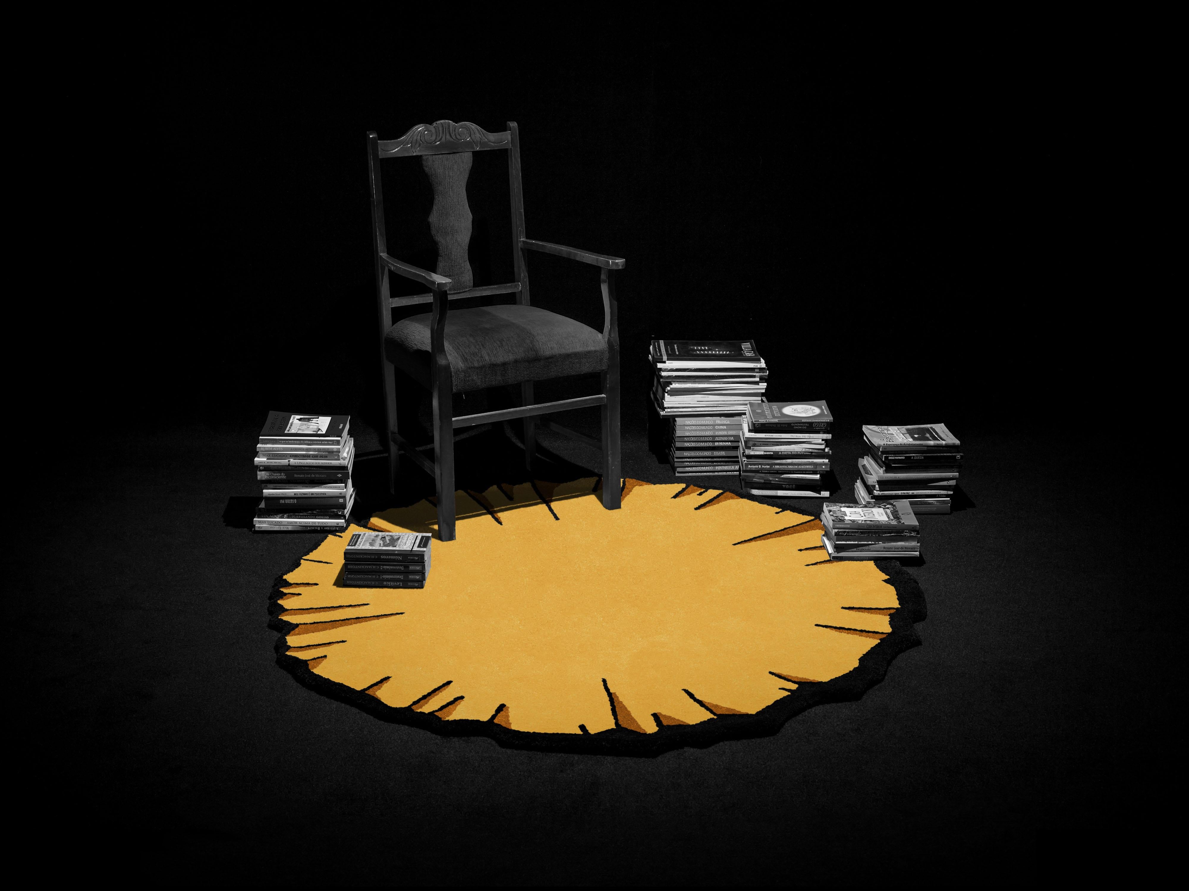Round Yellow Crumpled Rug from Graffiti Collection by Paulo Kobylka For Sale 3