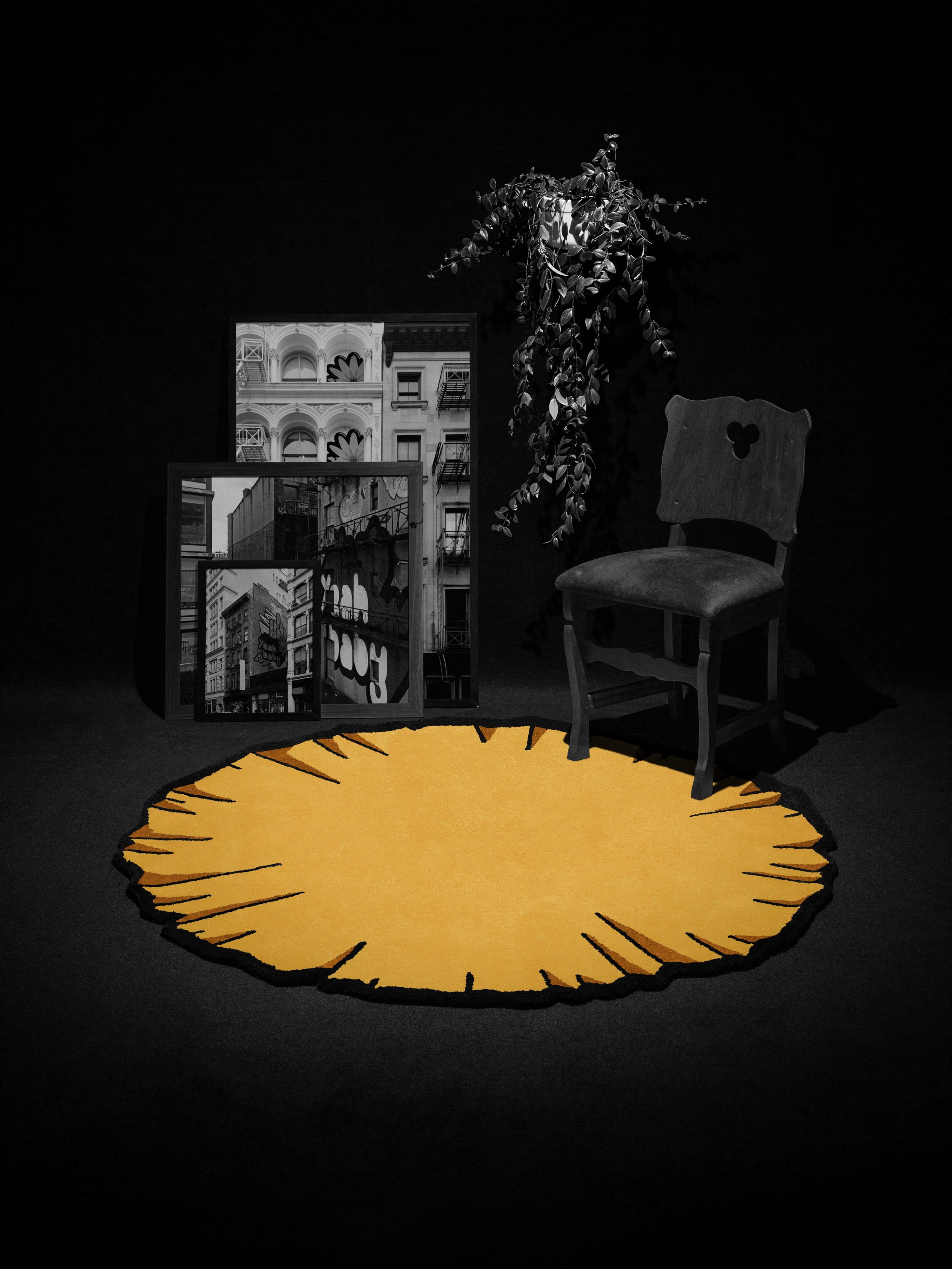 Round Yellow Crumpled Rug from Graffiti Collection by Paulo Kobylka For Sale 4