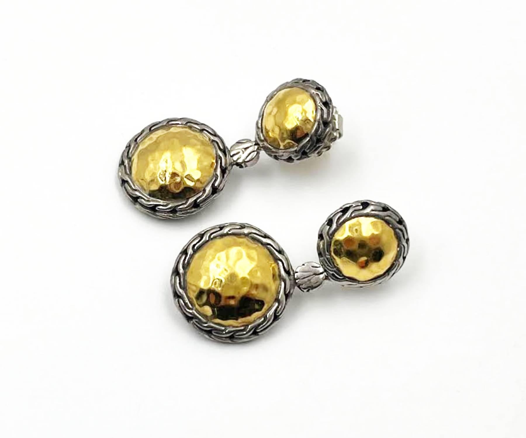 Round Yellow Gold 22K Silver 925 Hammered Dangle Piercing Earrings
*Marked 22K and 925
-Approximately 1.4