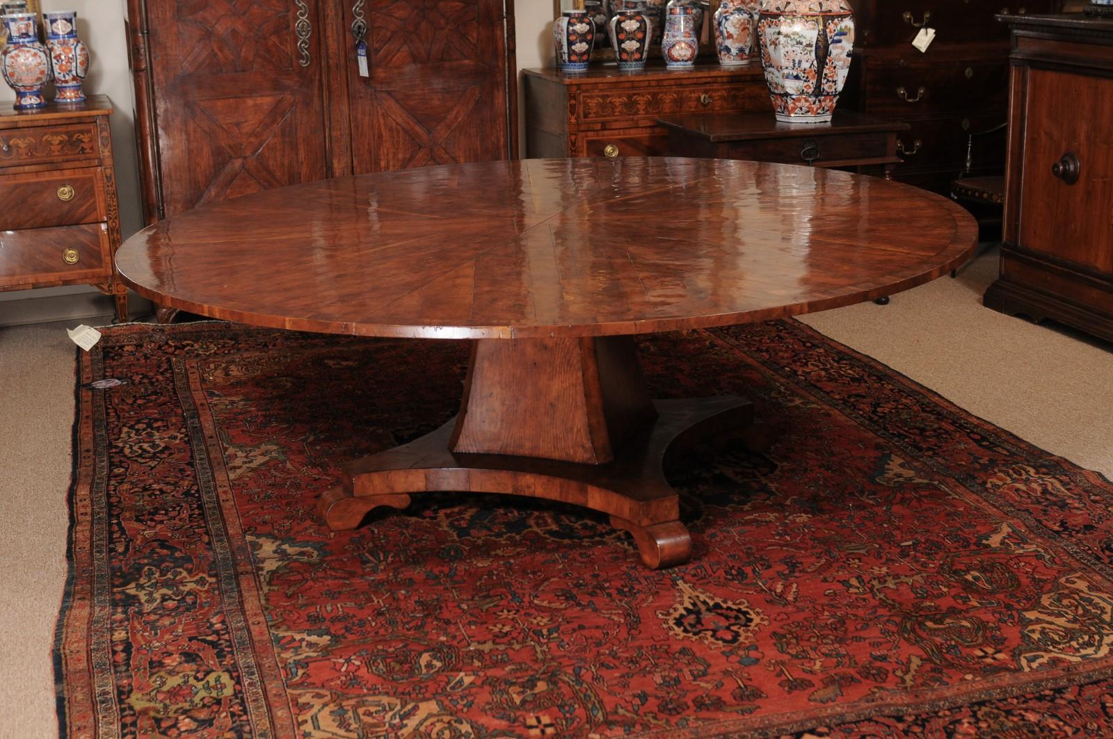 Round Yew Wood Veneered Pedestal Base Dining Table 8