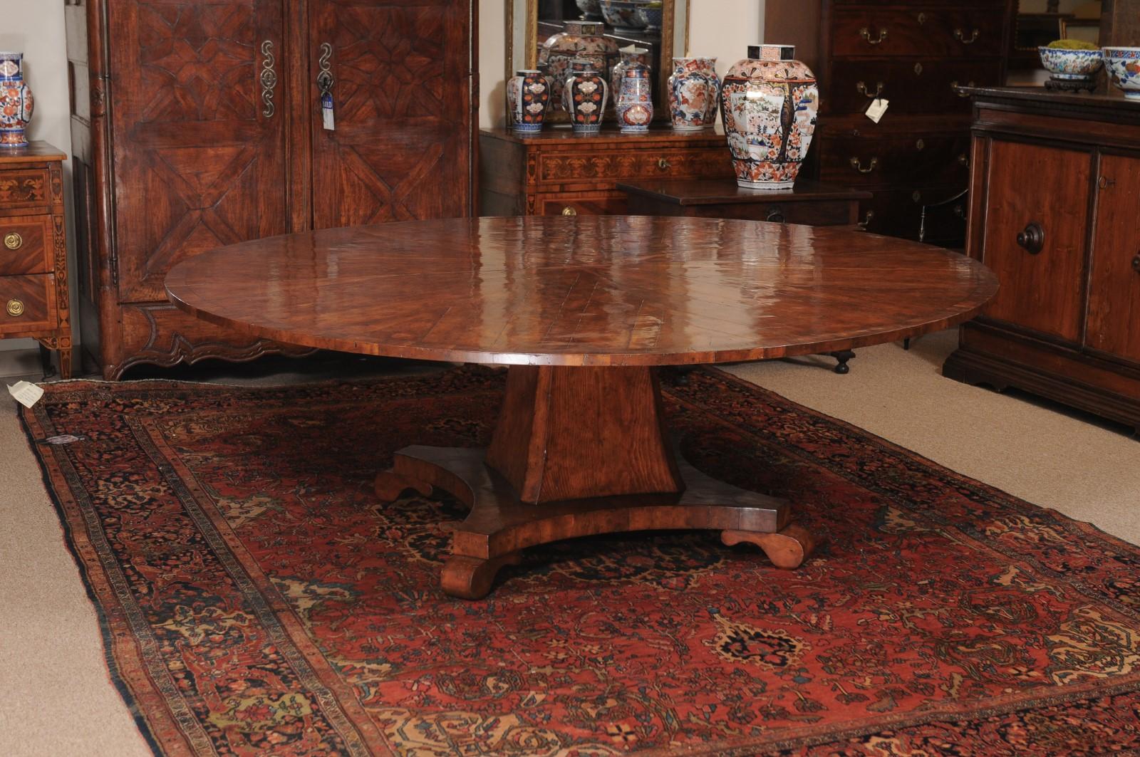English Round Yew Wood Veneered Pedestal Base Dining Table