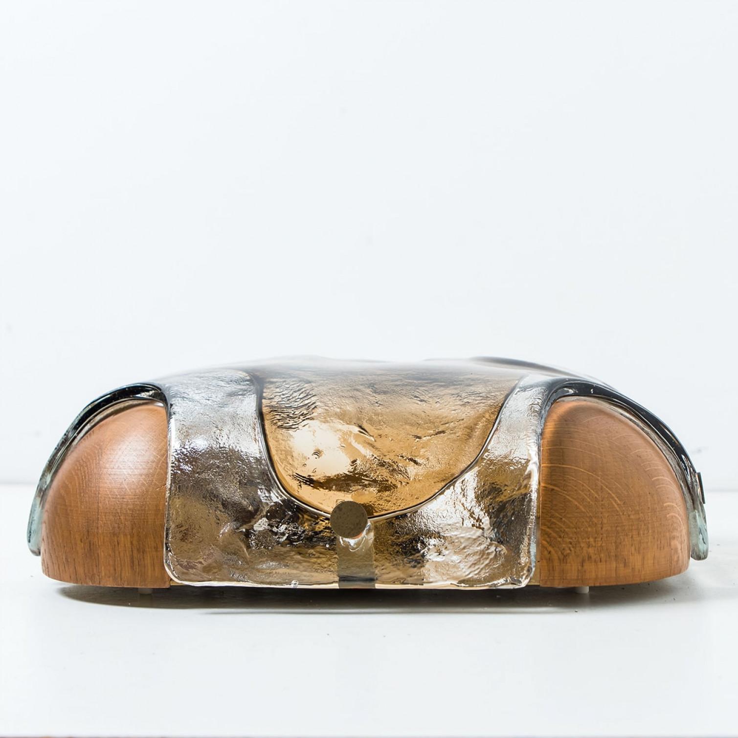 Autre Monture encastrée en bois arrondi et verre fumé Kaiser, années 1960 en vente