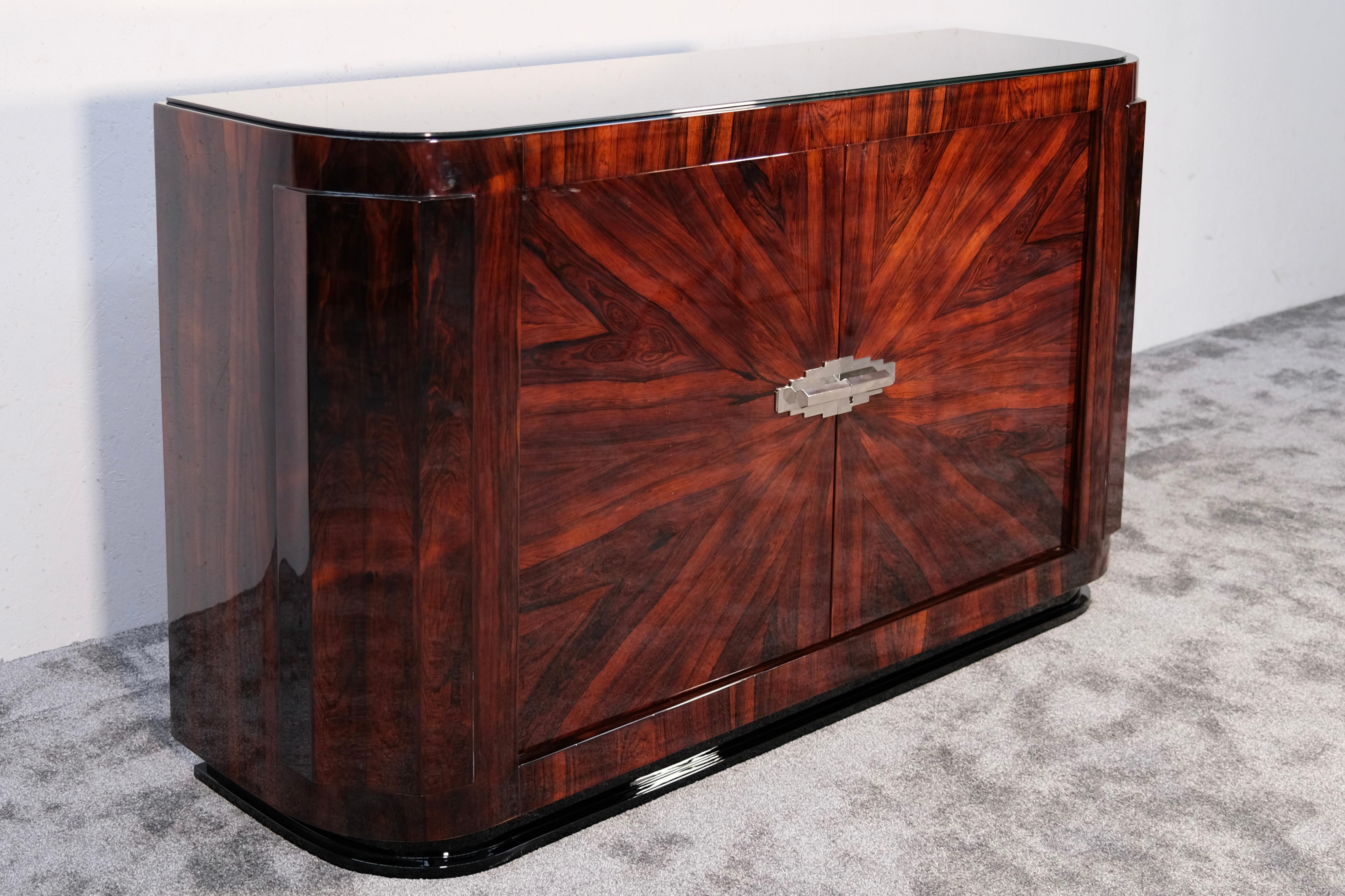 Metà XX secolo Credenza Art Déco arrotondata con elementi geometrici, Francia, anni '30 in vendita
