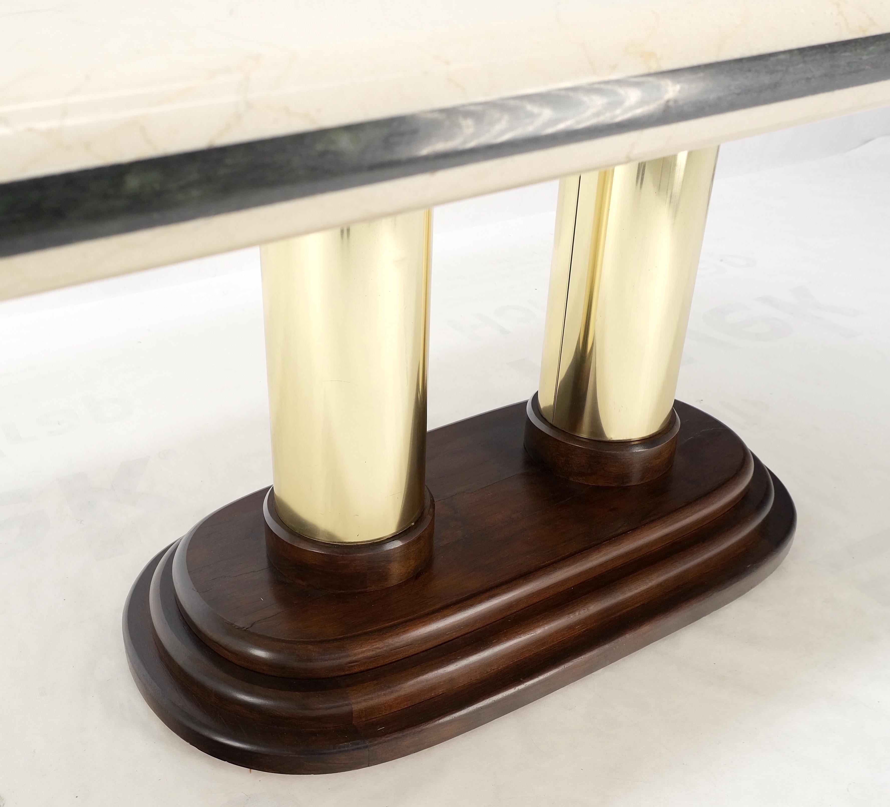 Rounded Edge Marble Top Single Brass Pedestal Base Dining Conference Table Mint! In Good Condition For Sale In Rockaway, NJ