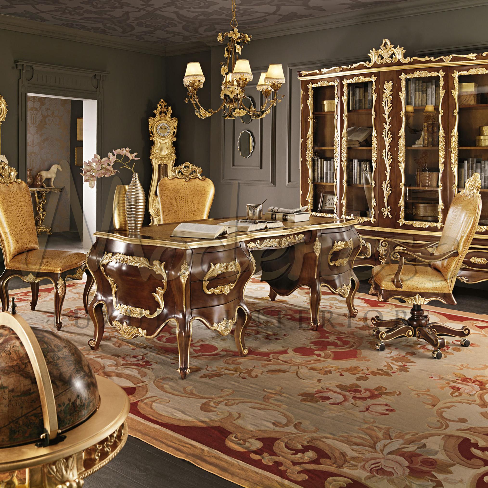 Runder, luxuriöser, klassischer Bürotisch im klassischen Stil, Blattgold von Modenese Gastone Interiors (Barock) im Angebot
