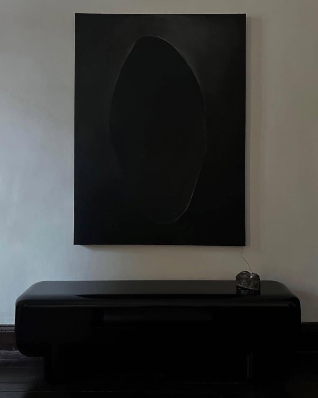 Rounded Rectangular Shape Black Wood Cabinet with Short Legs by kar en venta 8