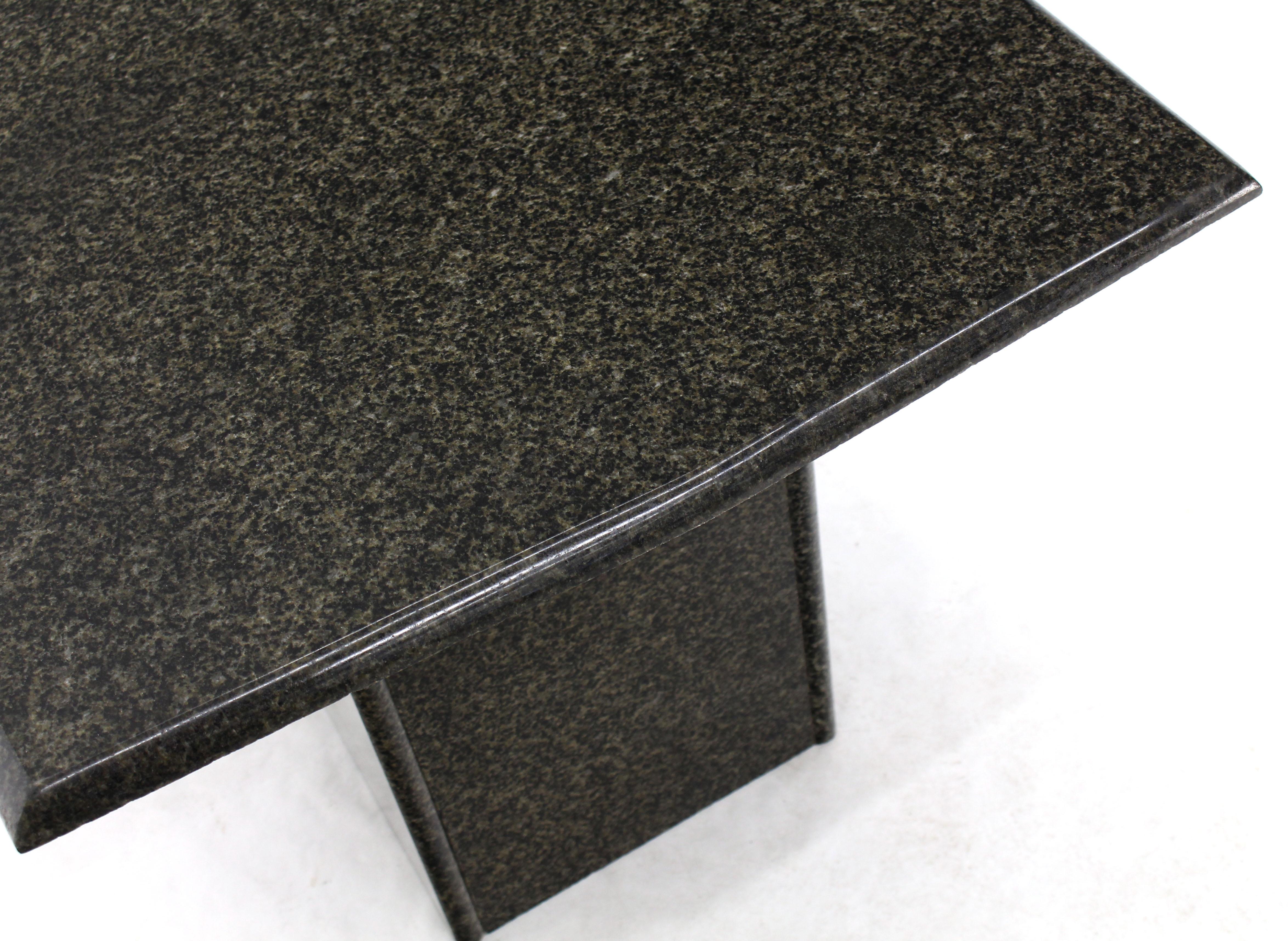 Mid-Century Modern Rounded Square Granite Side End Stand Table Modern Design For Sale