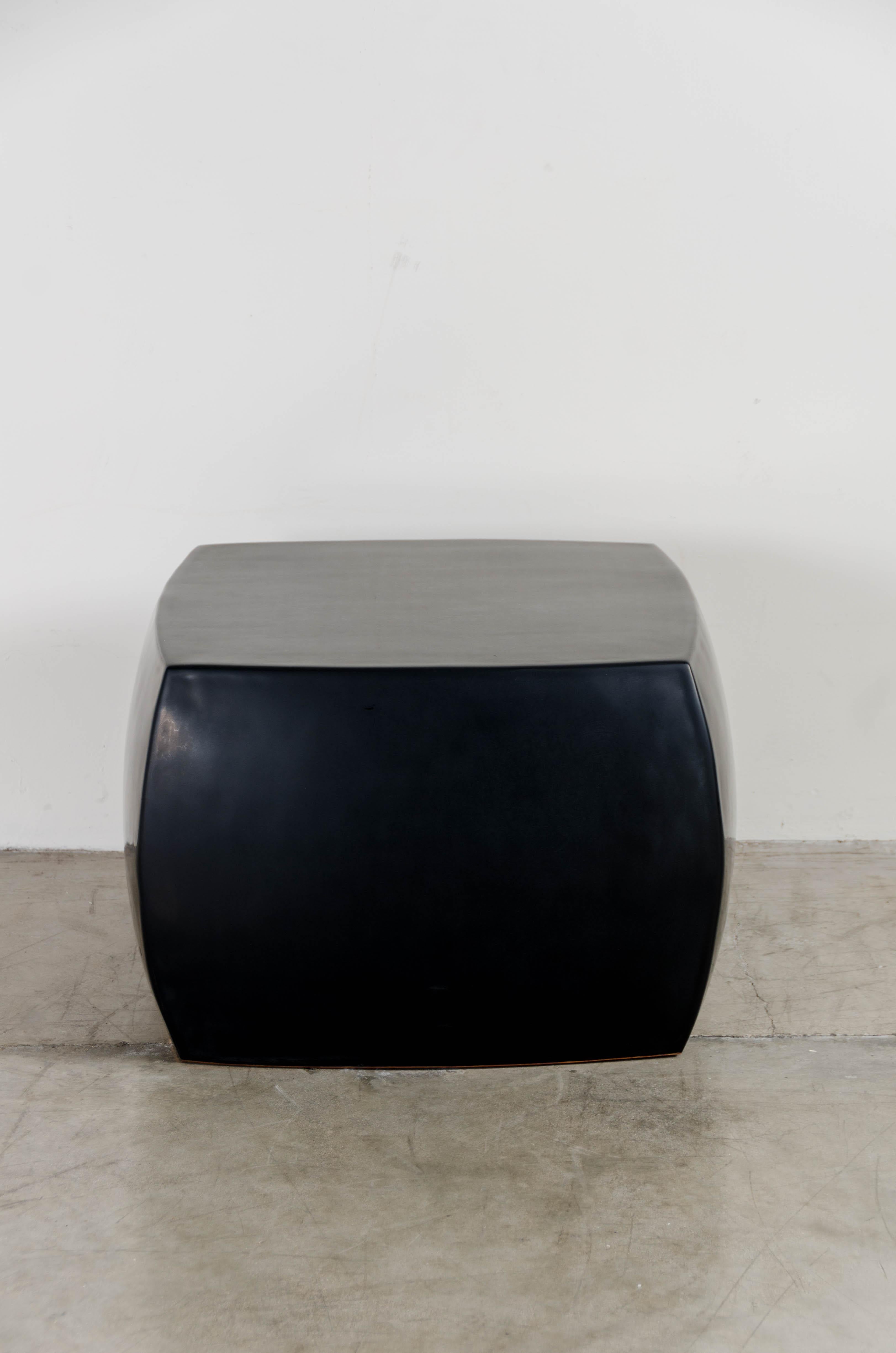 Minimalist Rounded Square Stool, Black Lacquer by Robert Kuo, Hand Repousse, Limited For Sale