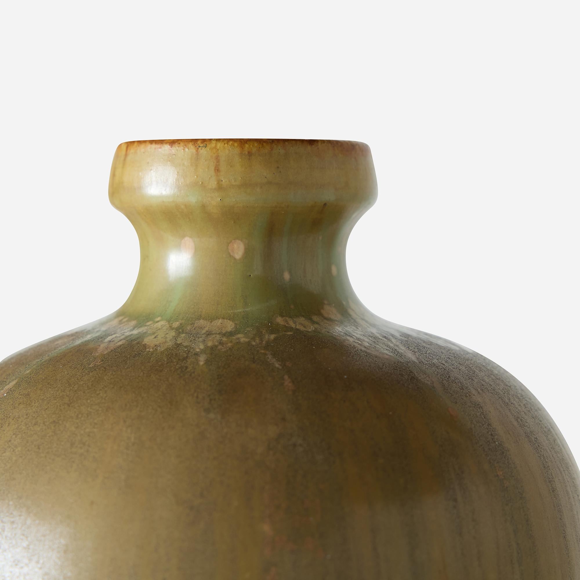 Abgerundete Vase von Patrick Nordström für Royal Copenhagen im Zustand „Gut“ im Angebot in San Francisco, CA