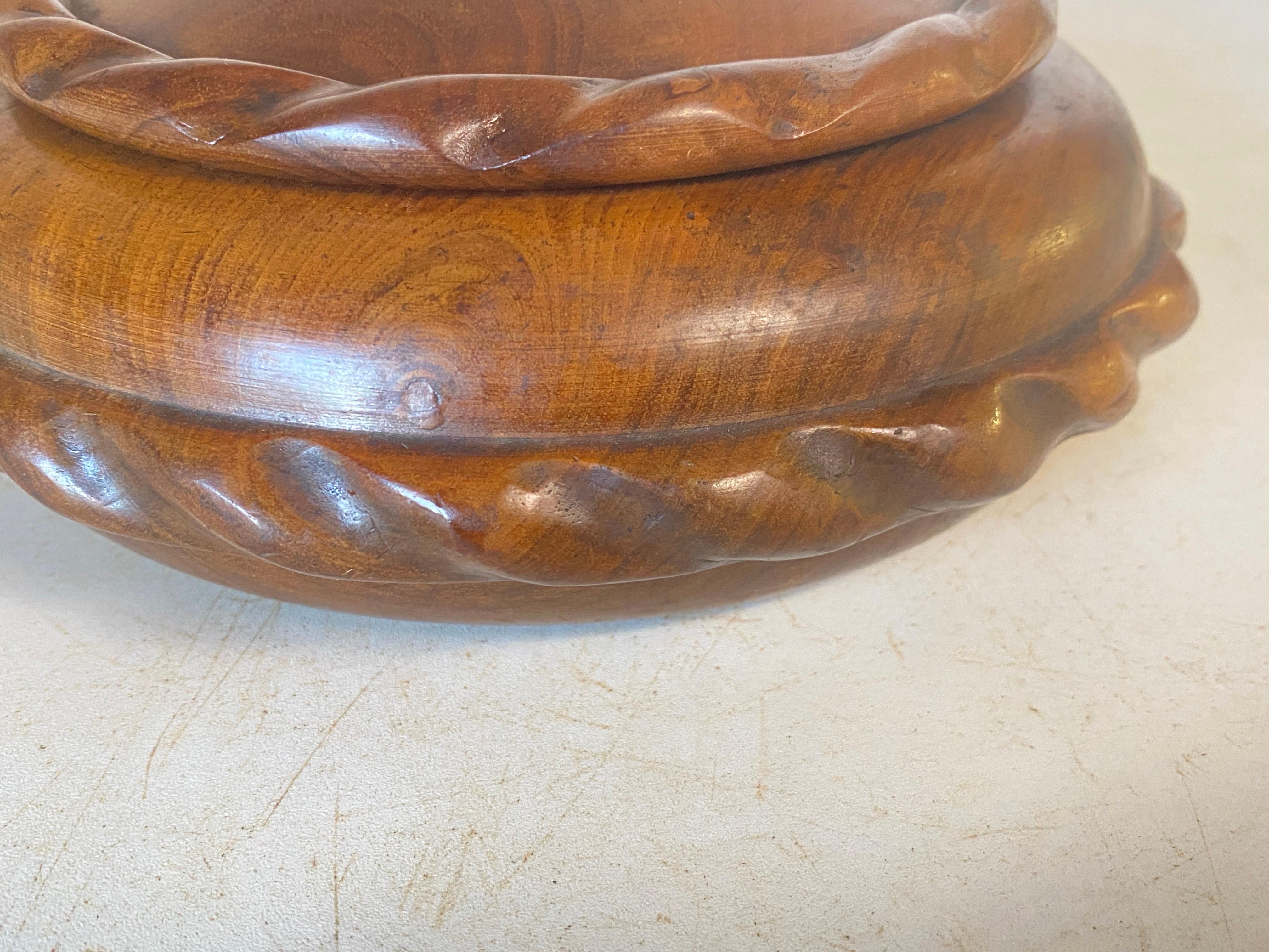 Rounded Wooden Box in Wood France 1960, Brown Color For Sale 1