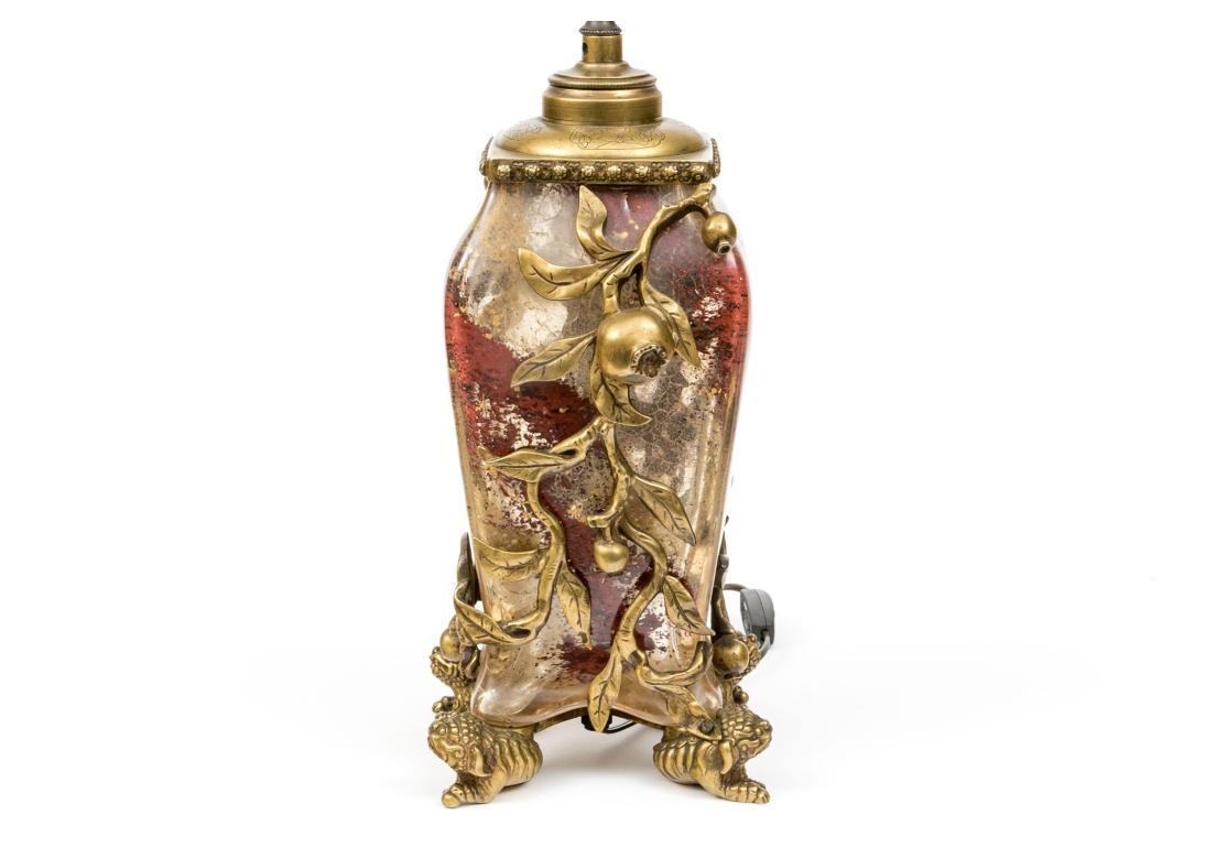 Français Vase en verre craquelée décoré à l'intérieur comme une lampe Rousseau & Leveille en vente