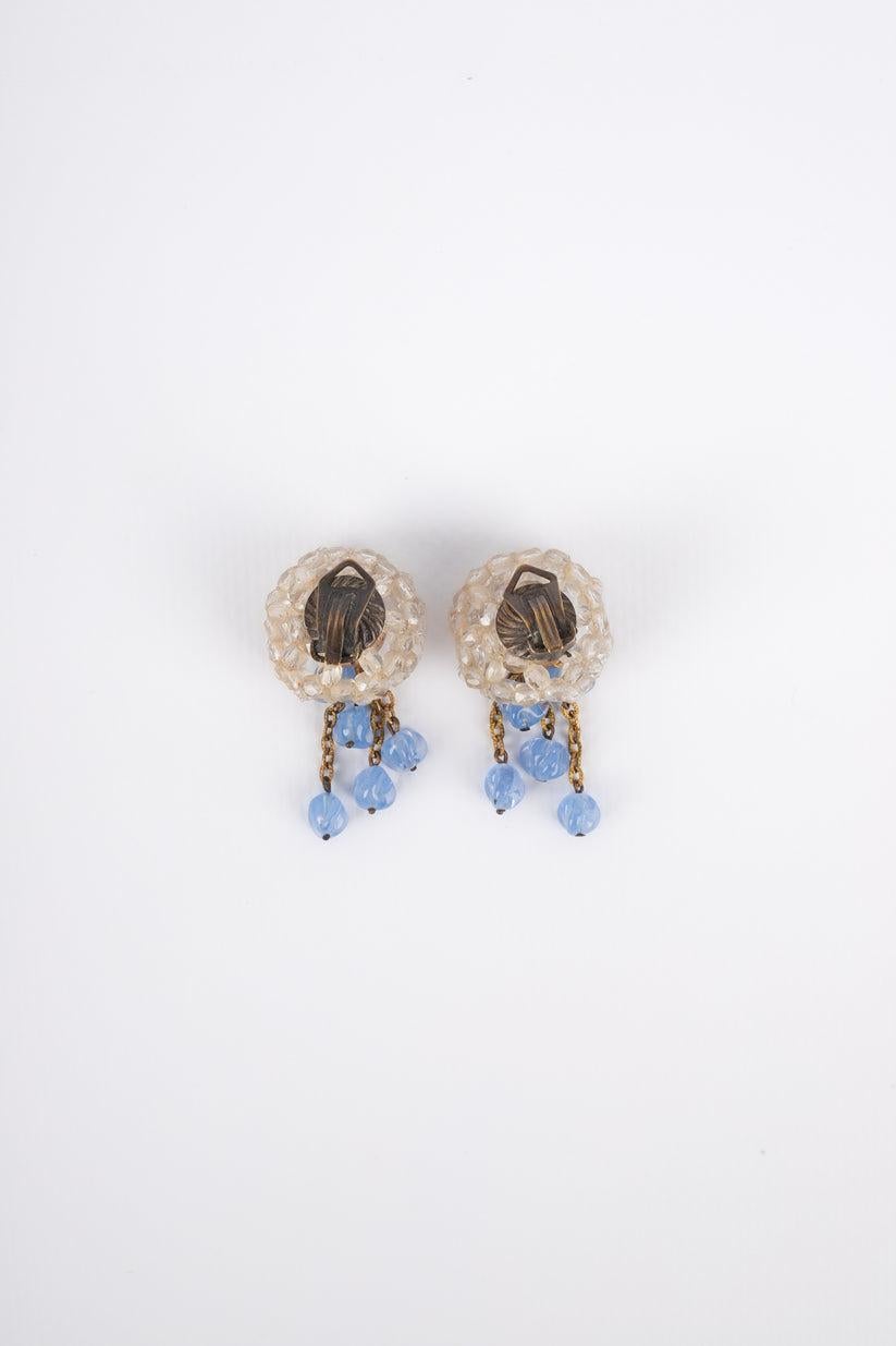 Rousselet - Golden metal earrings with costume pearls and glass pearls.

Additional information:
Condition: Very good condition
Dimensions: Height: 3 cm

Seller Reference: BOB223