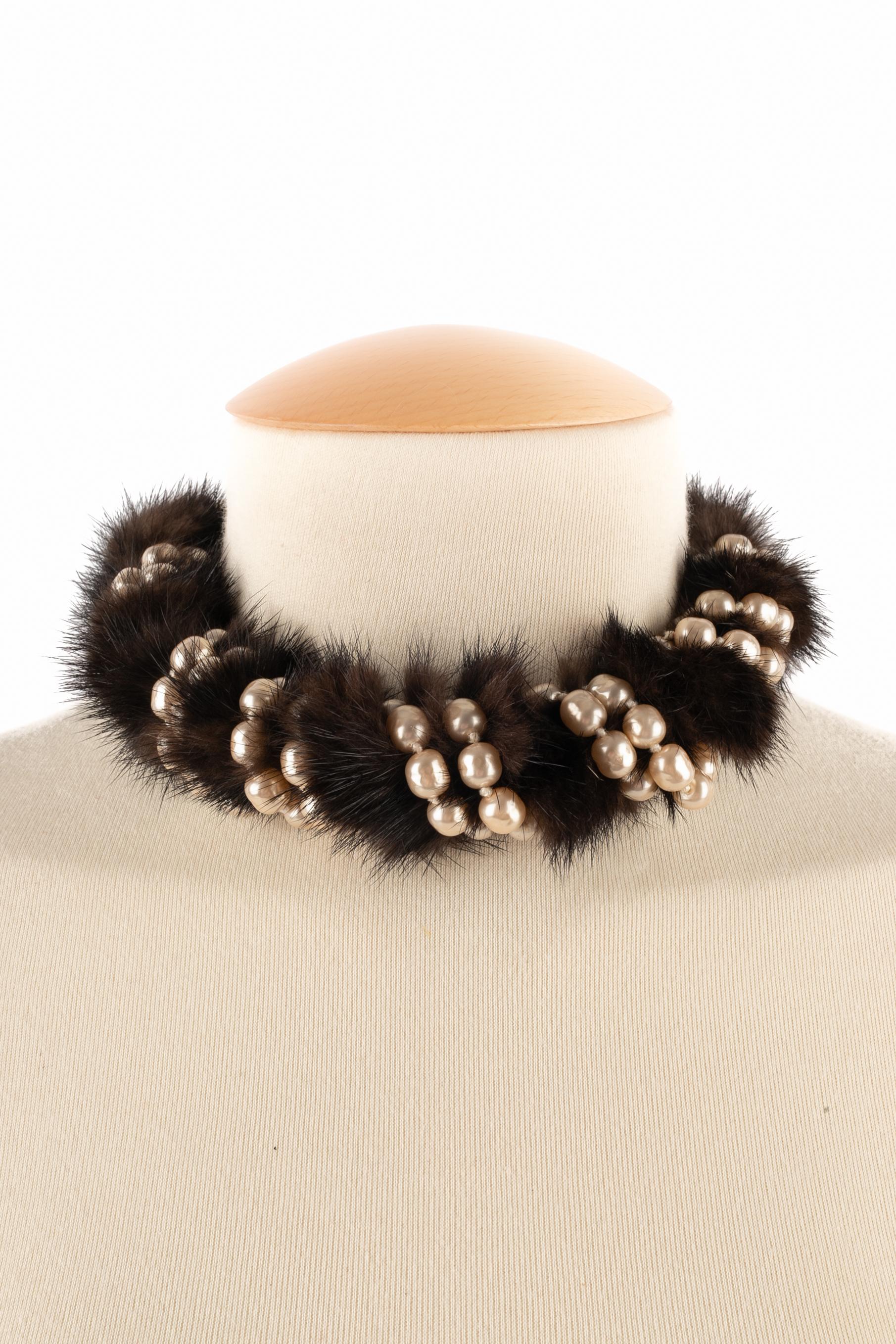 Rousselet Fur Set Composed Of a Necklace & a Bracelet, Circa 1950 For Sale 7