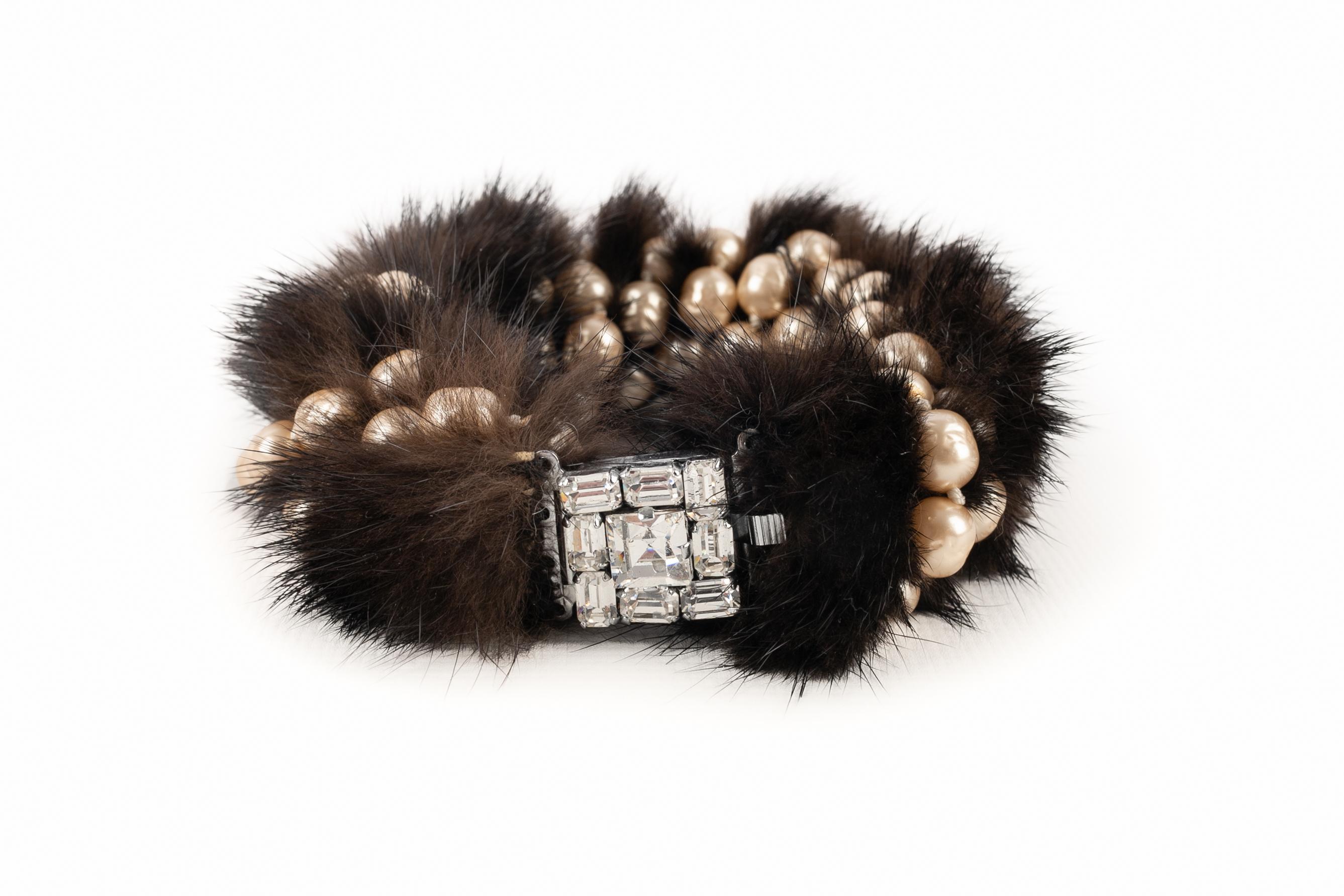 Rousselet Fur Set Composed Of a Necklace & a Bracelet, Circa 1950 For Sale 12