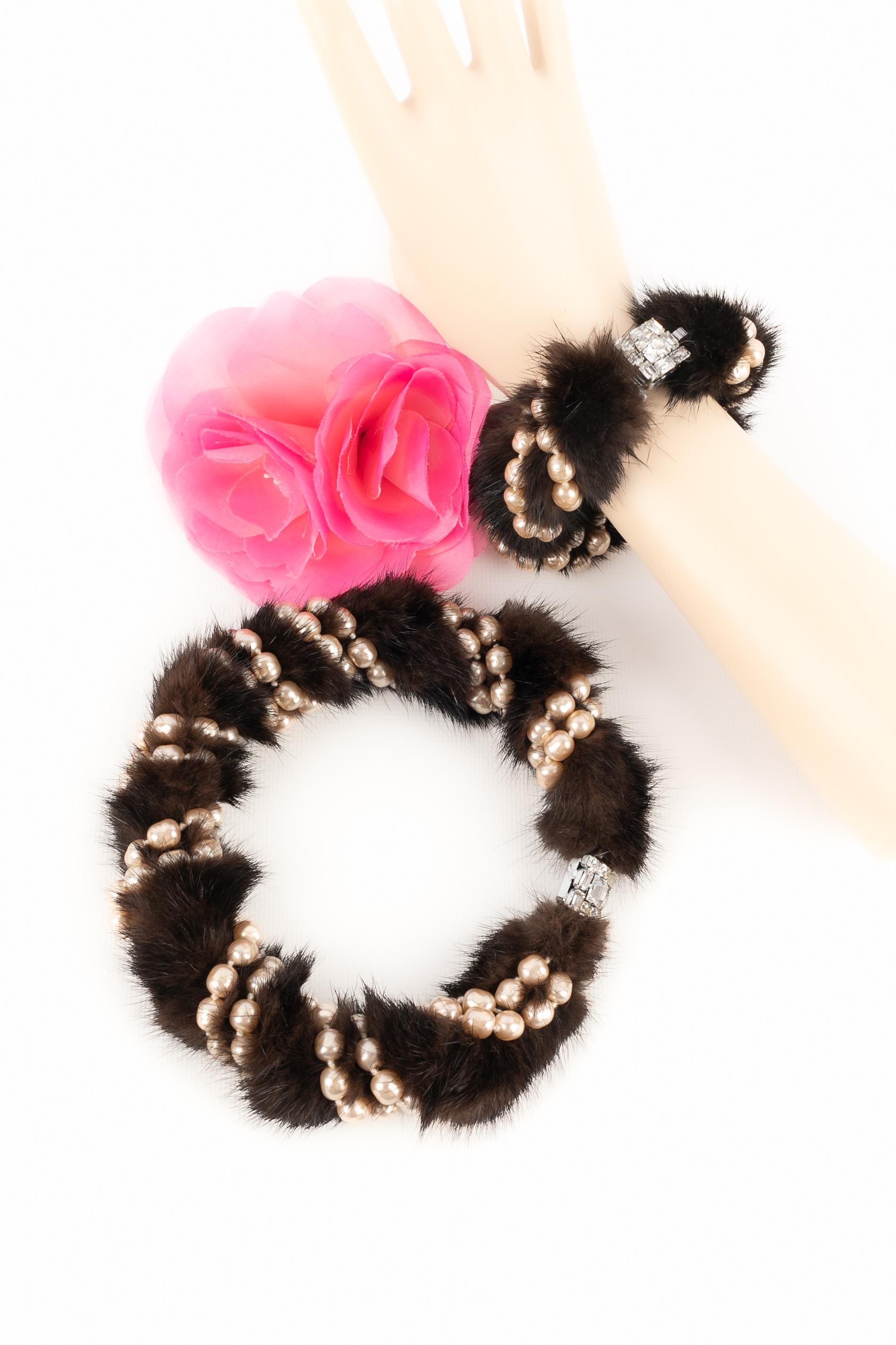 Women's Rousselet Fur Set Composed Of a Necklace & a Bracelet, Circa 1950 For Sale