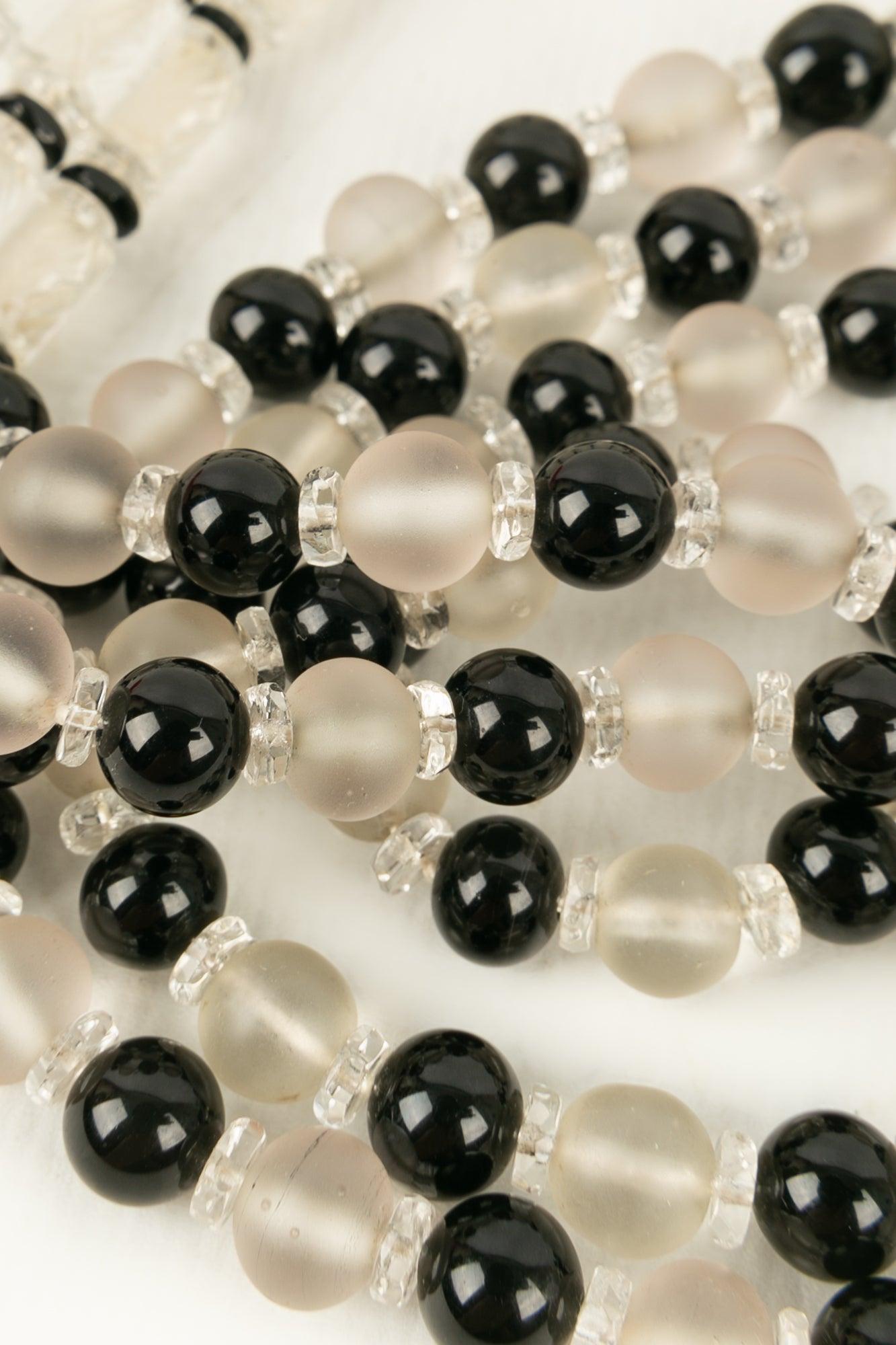Collier Rousselet en perles de verre transparentes et noires, années 1920 en vente 3
