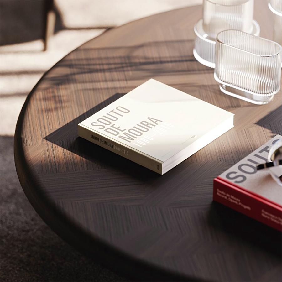 Table basse Rover en noyer en vente 1