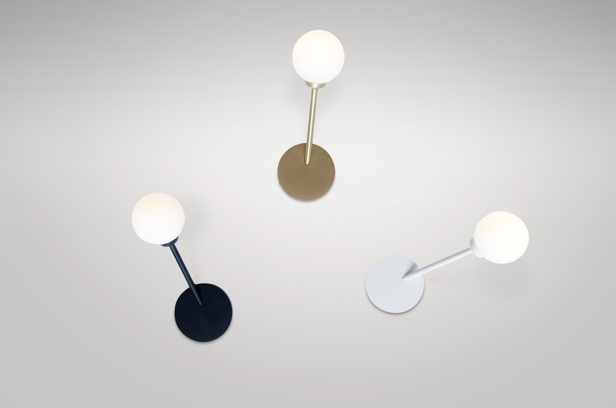 Aplique de pared Row de Atelier Areti Posmoderno en venta
