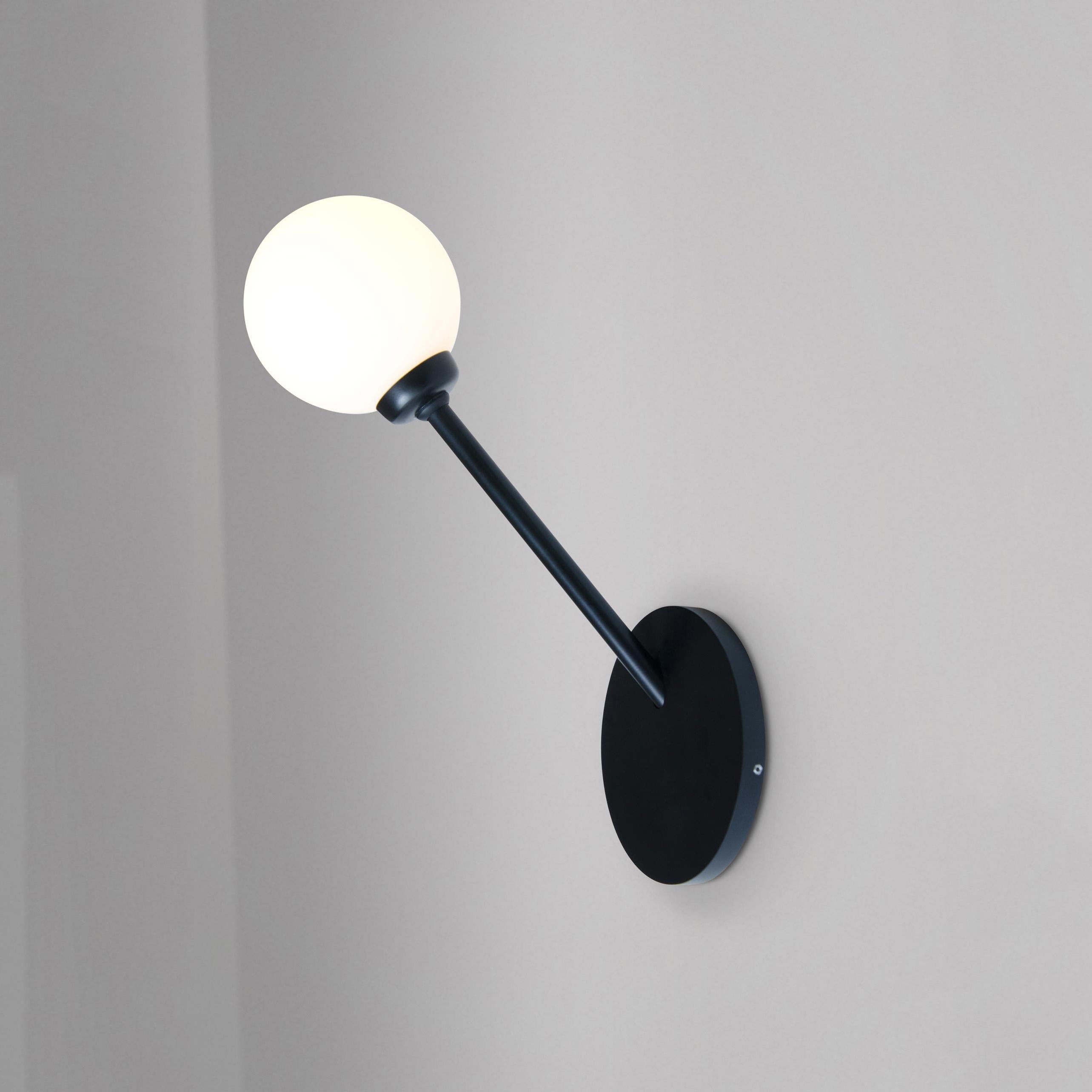 Aplique de pared Row de Atelier Areti Alemán en venta