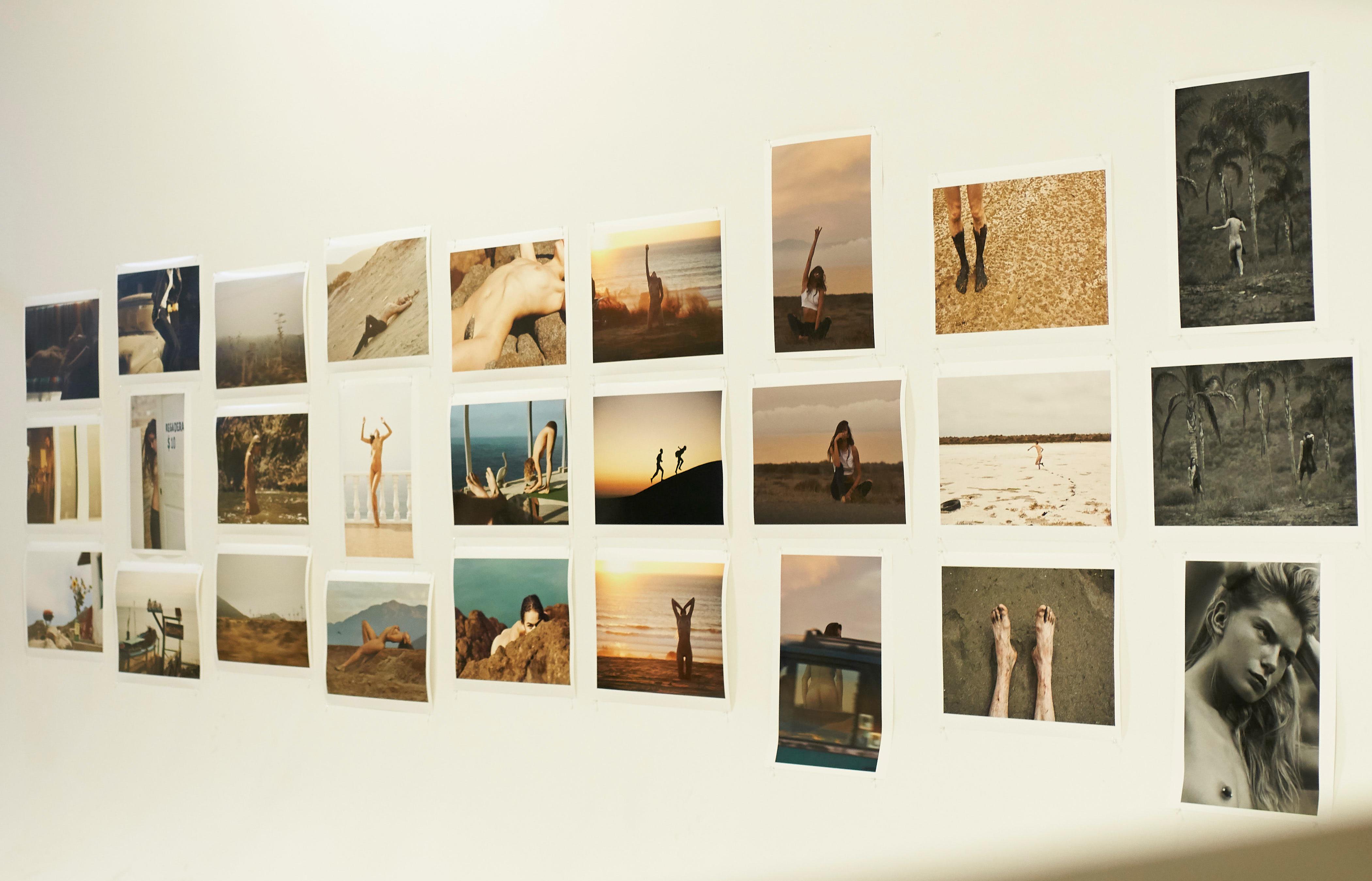 Untitled (Nr. 1751) Nude Landscape Photography 18 x 24 in Ed 2/20 by Rowan Daly en vente 3