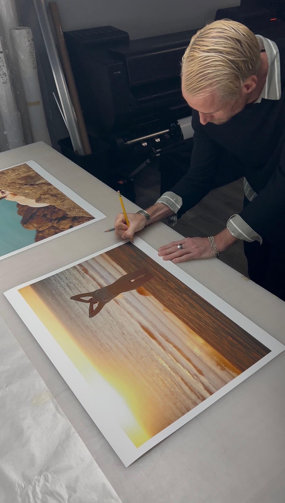 Untitled (Nr. 1751) Nude Landscape Photography 18 x 24 in Ed 2/20 by Rowan Daly en vente 4
