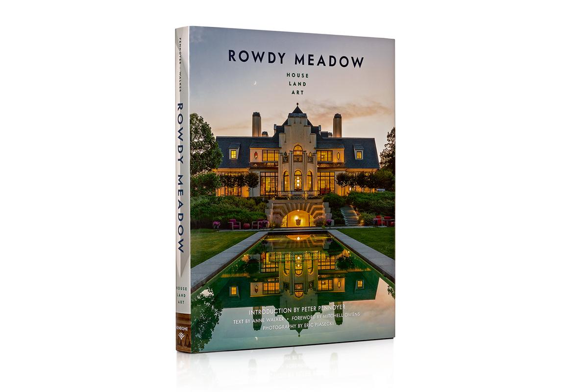 Signed by Anne Walker
Introduction by Peter Pennoyer
Foreword by Mitchell Owens
Photography by Eric Piasecki

An art-filled, Cubism-inspired house set in an extensive sculpture park

Welcome to Rowdy Meadow, a visionary house that is a