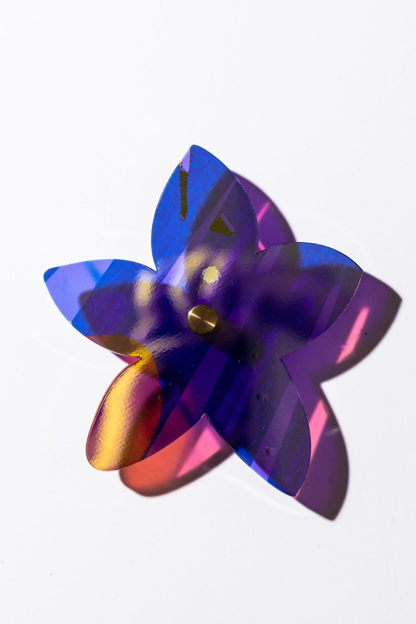Roxana Azar Abstract Sculpture - Starflower Series 2