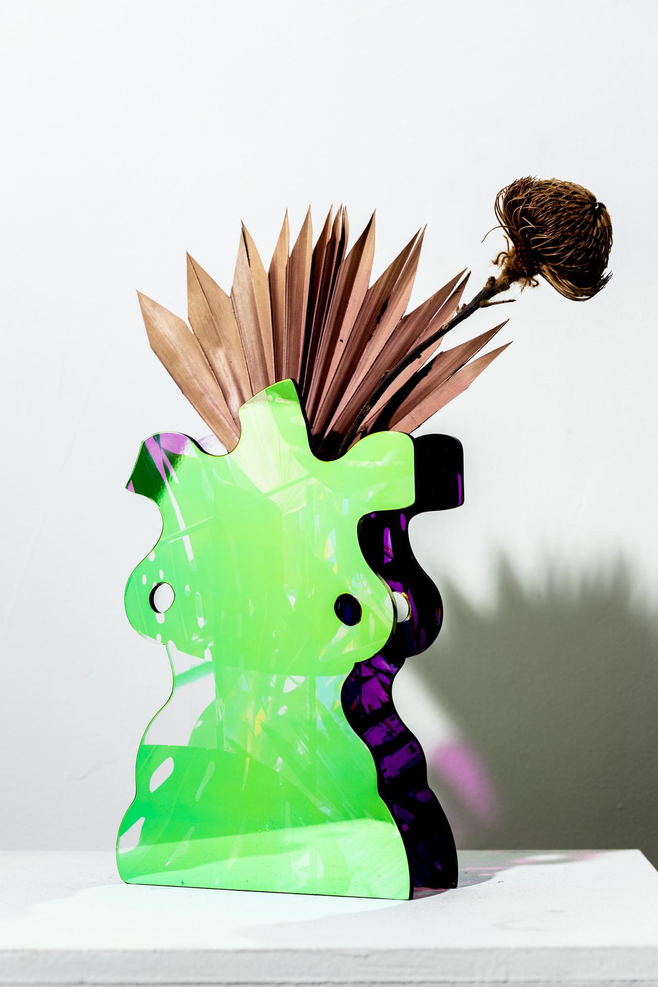 Roxana Azar Figurative Sculpture - Venus Vase