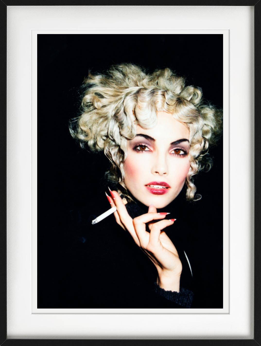 Backstage Dior et Puis je fume, photographie d'art, 1998 en vente 1
