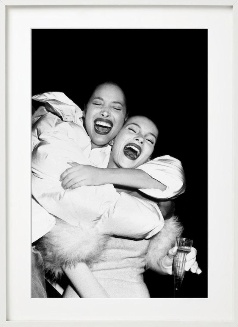 Christy Turlington e Kate Moss, sfilata di Isaac Mizrahi - Fotografia d'autore, 1994 in vendita 11