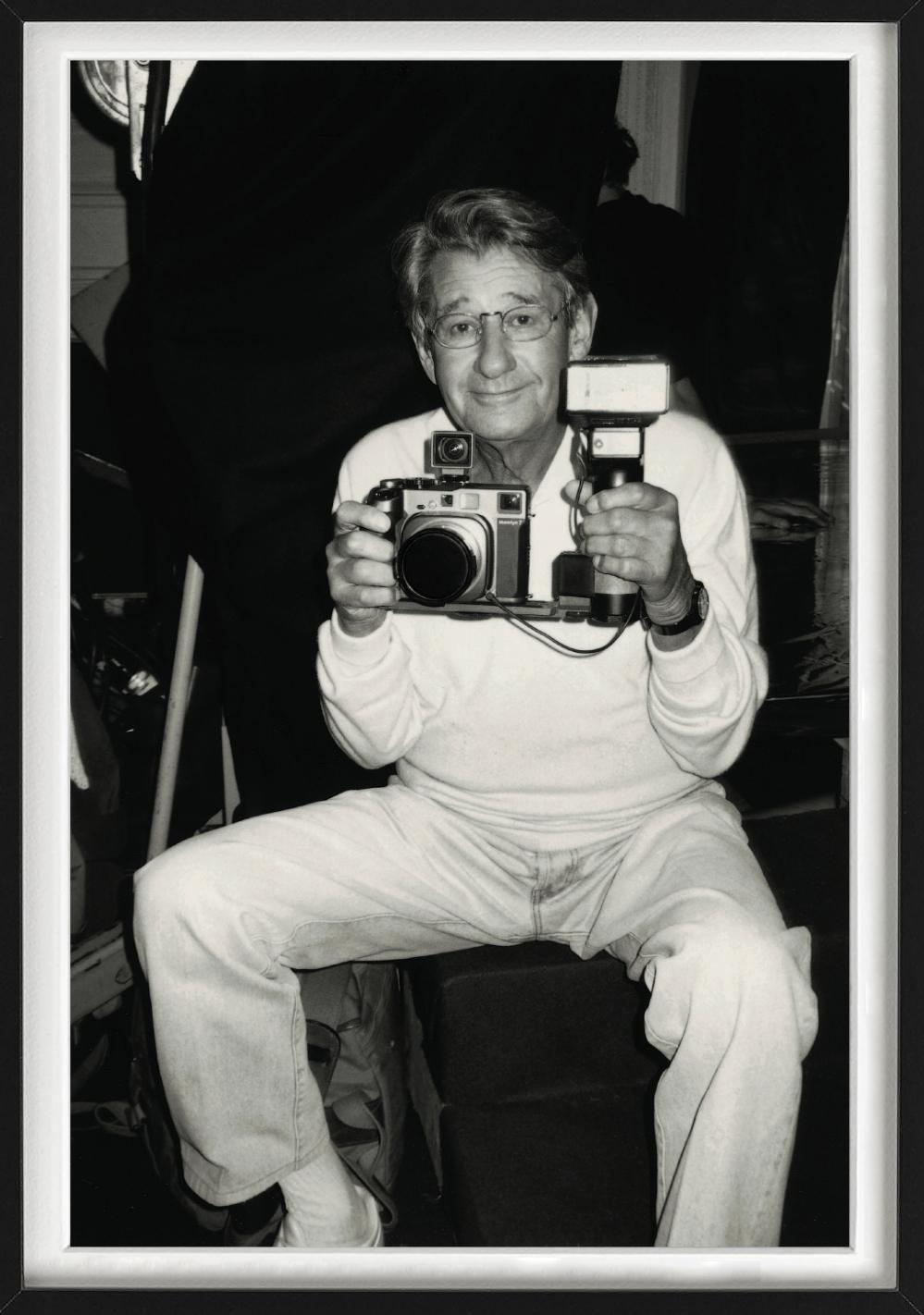 Helmut Newton, Parigi - Ritratto del fotografo, Fine Art Photography, 1996 in vendita 9